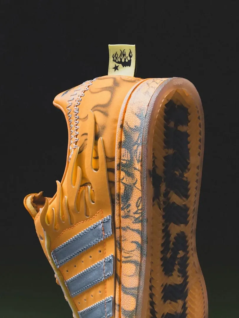 000000_Hellstar-x-adidas-Superstar-II_Hazy-Orange_LA1501_img6