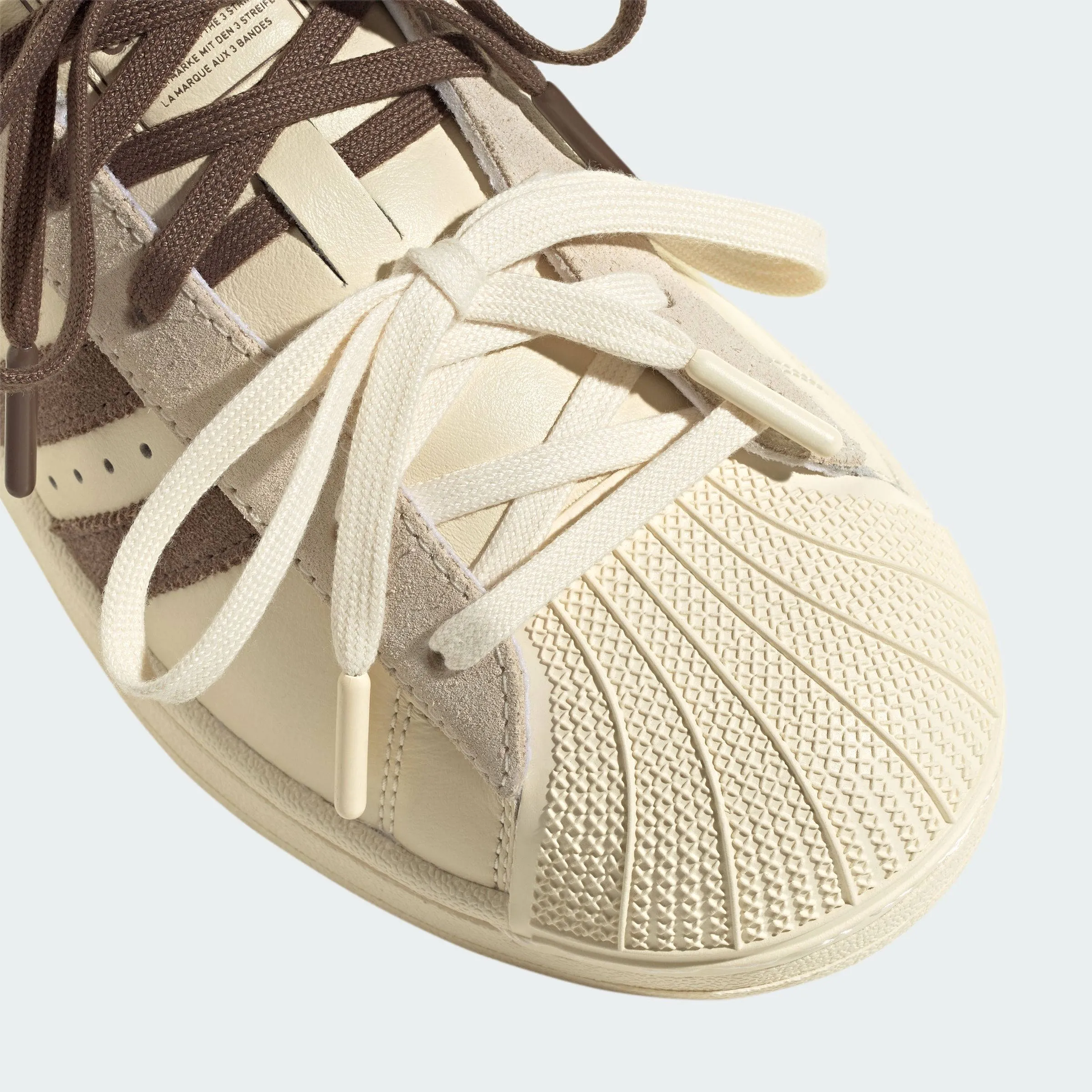 000000_Adidas_Molly-Mae-X-Adidas-Superstar-Latte_KH8707_img3