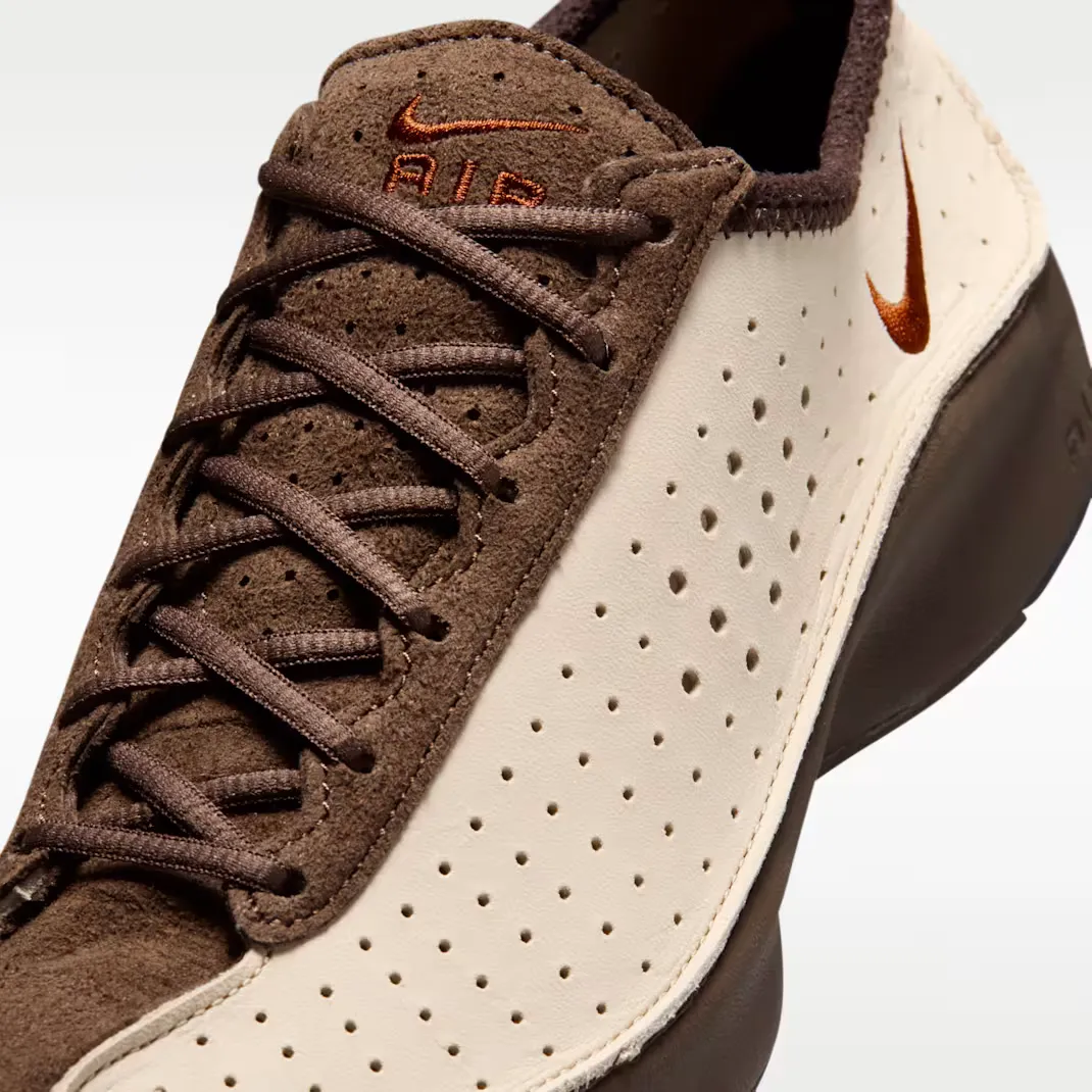 000000_Nike-Air-Superfly_Sanddrift-Baroque-Brown_IU7555-126_img6