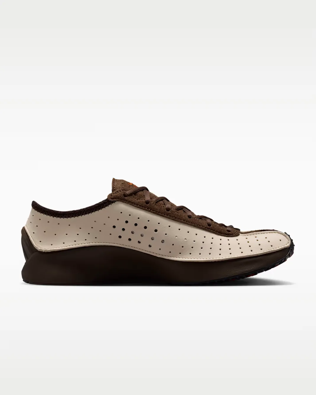 000000_Nike-Air-Superfly_Sanddrift-Baroque-Brown_IU7555-126_img9