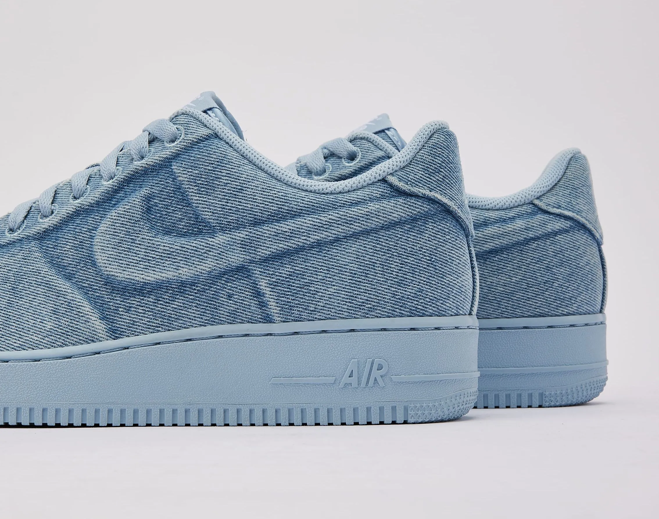 000000_Ja-Morant-x-Nike-Air-Force-1-Low_Denim_IQ9773-400_img4