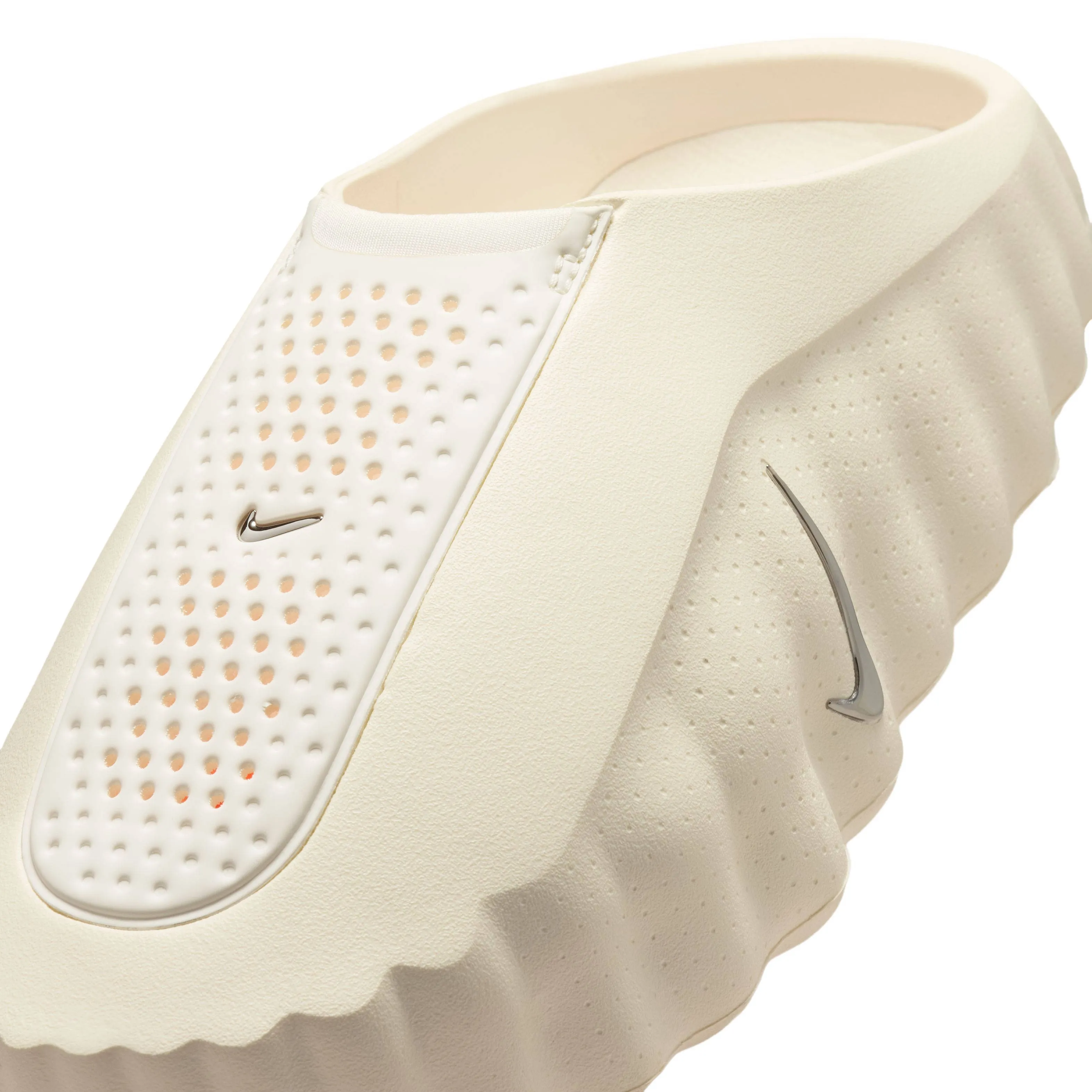 SAIL_Nike_Mind-001_HQ4309-100_img3