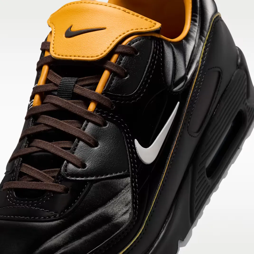 Nike-Air-Max-90-Mercurial_Korea-Family-Reunion_IR5903-010_img6