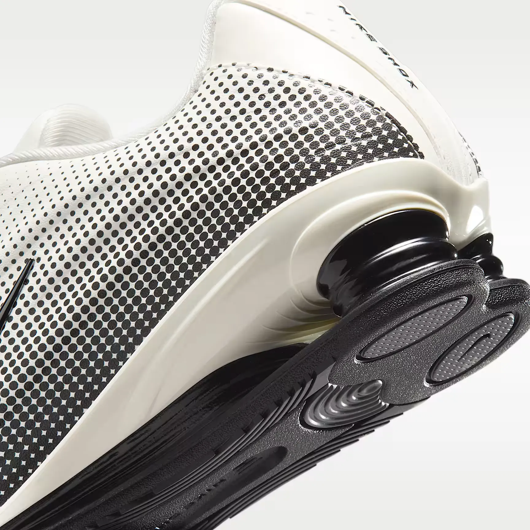 000000_Nike_Nike-Shox-Z-Wmns_IR1482-133_img7