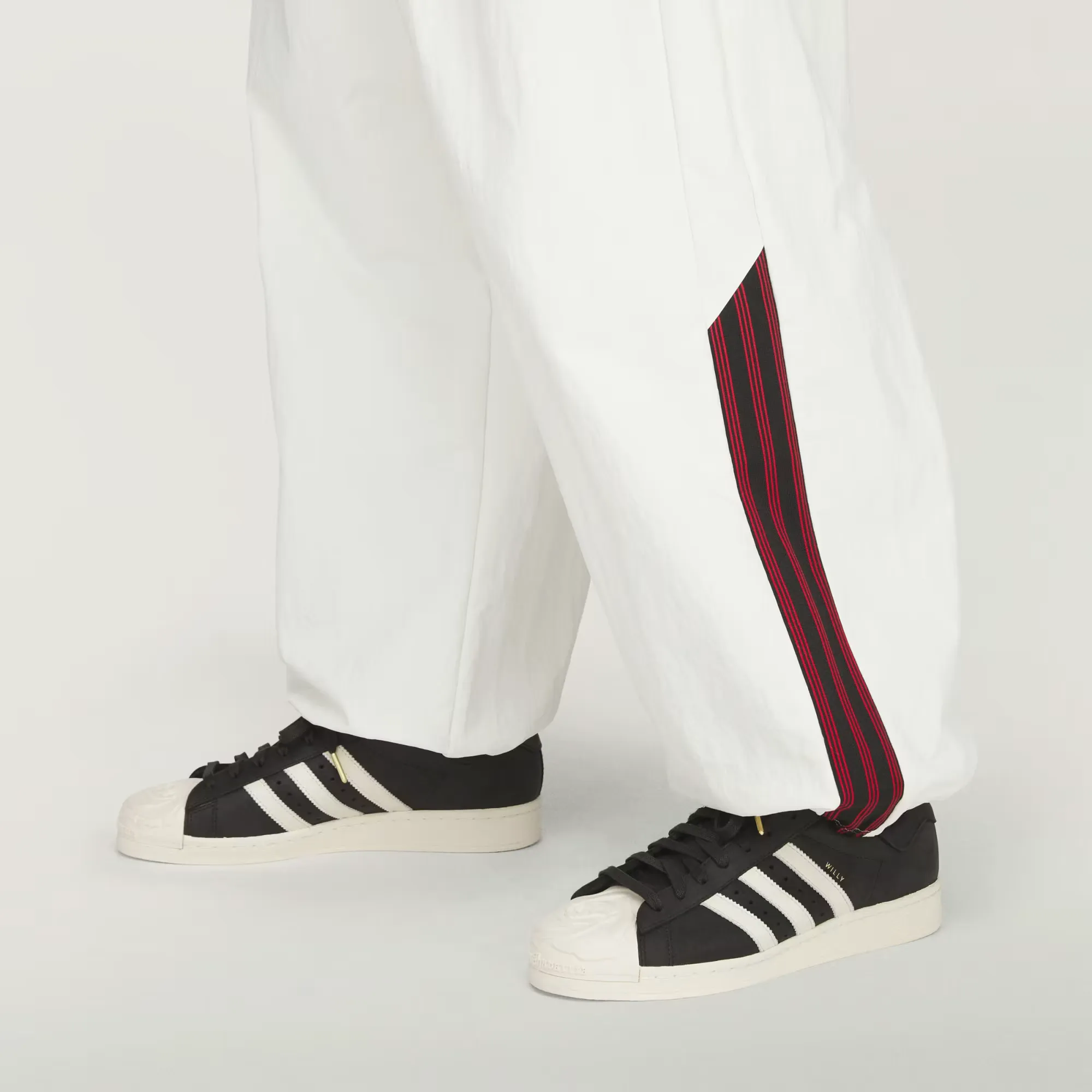 000000_adidas-Chavarria-Woven-Track-Pants_Off-White_KT2617_img8