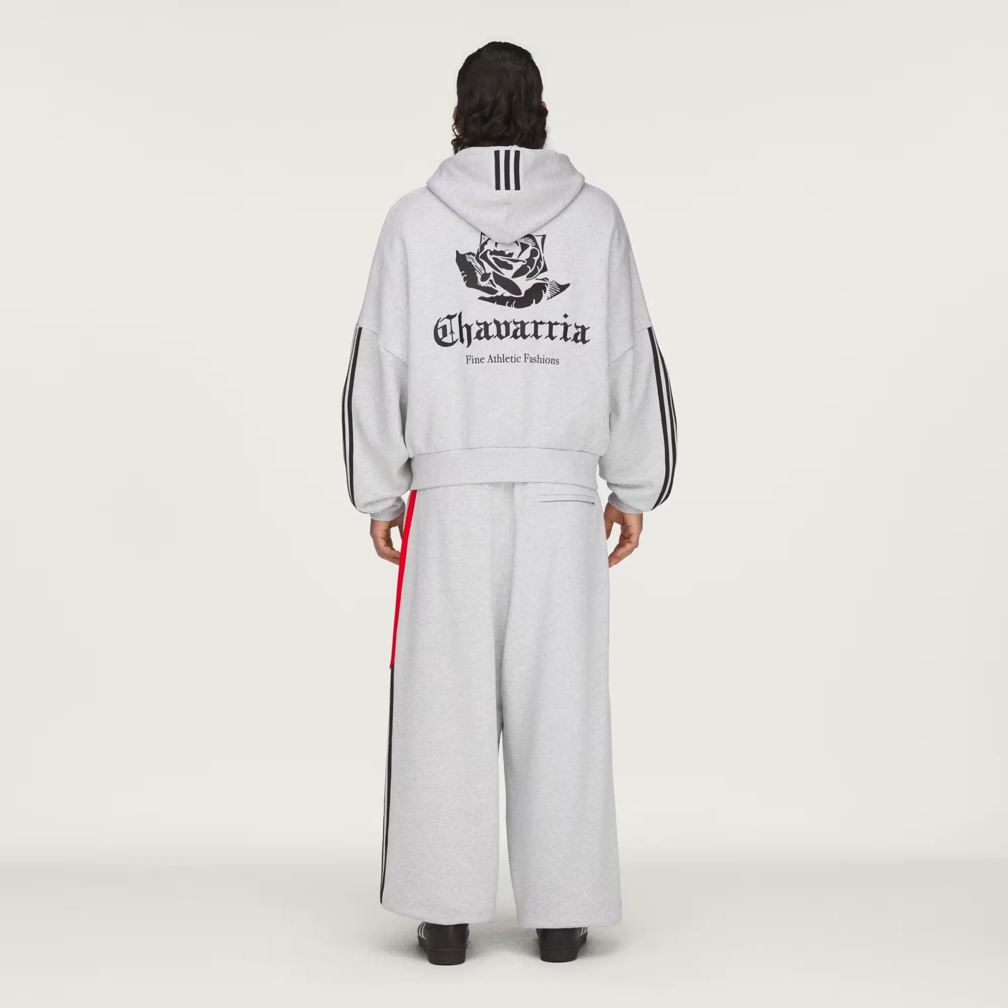 000000_adidas-Chavarria-Track-Pants_Light-Grey-Heather_KV2249_img2