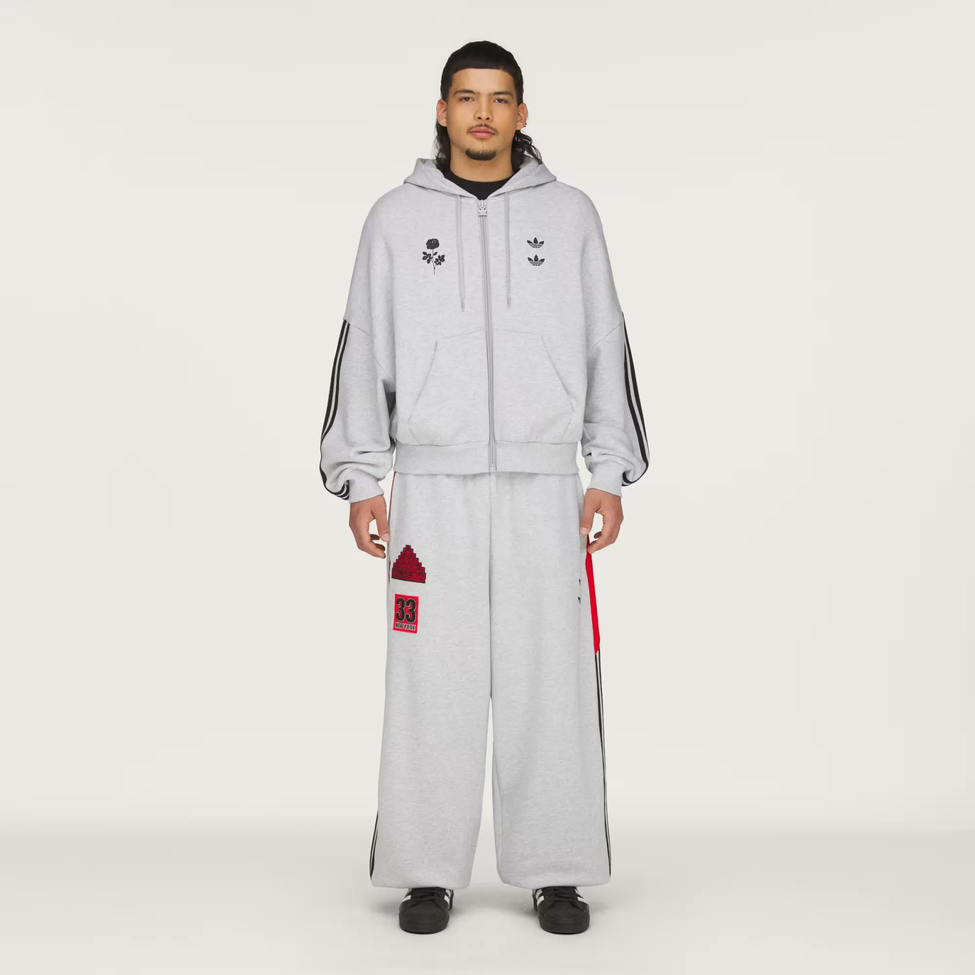 000000_adidas-Chavarria-Track-Pants_Light-Grey-Heather_KV2249_img0