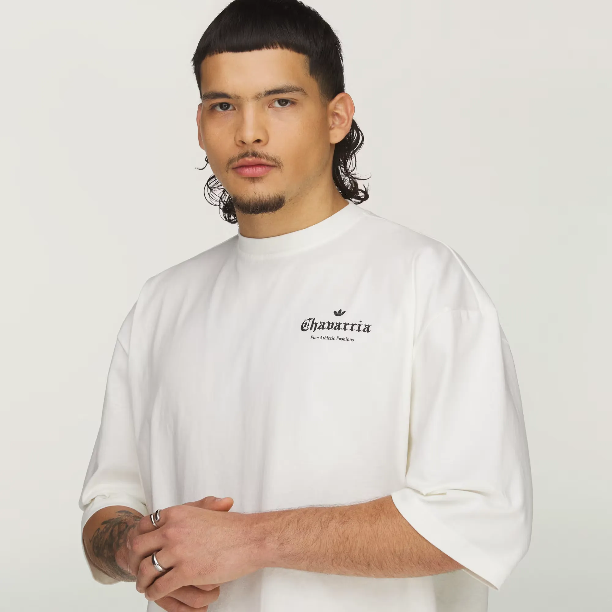 000000_Chavarria-x-adidas-T-Shirt-Logo-SS_Off-White_KR8687_img8