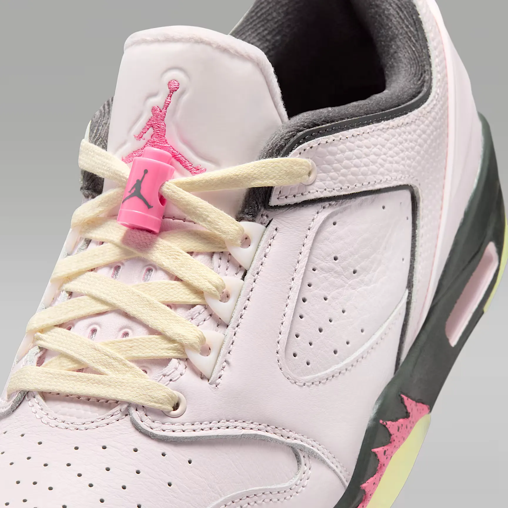 000000_Jordan-Sixty-Plus-Low-WMNS_Pearl-Pink_IR1847-600_img6