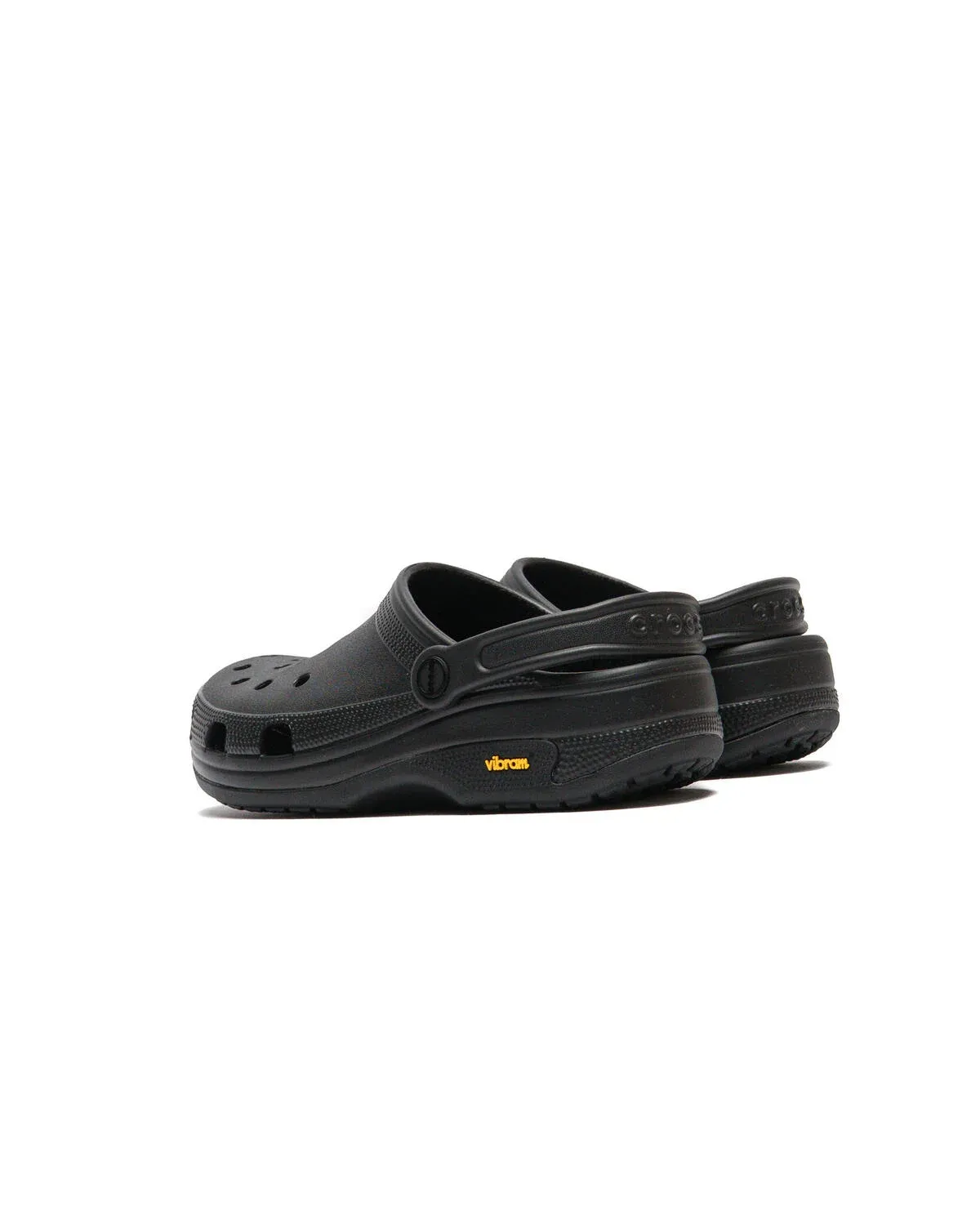 000000_Crocs-Classic-EXP_Black_212793-001_img3