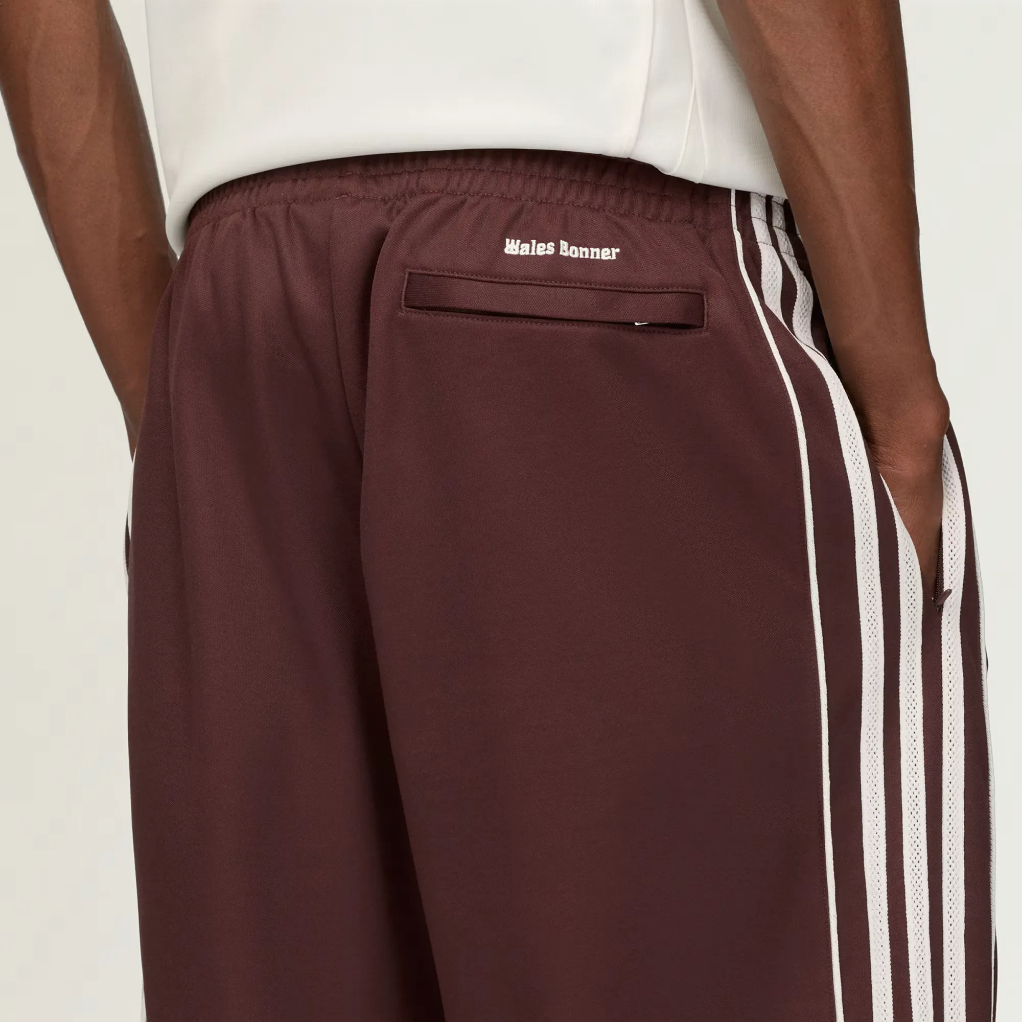 000000_adidas-x-Wales-Bonner-WB-Track-Pants_Shadow-Brown_KR1060_img7