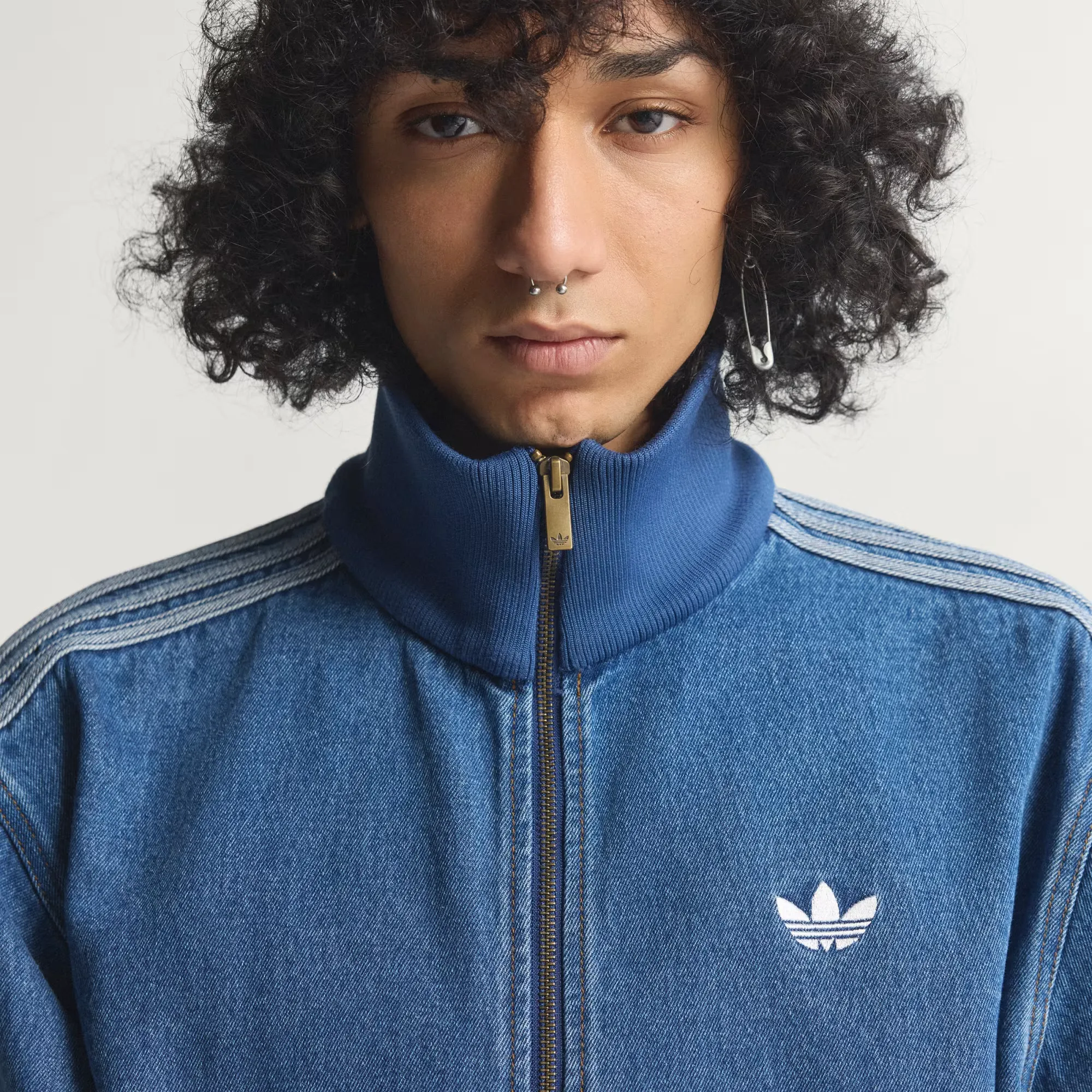 adidas アディダス トラックジャケット ライトブルー 期間限定セール adidas トラックジャケット ライトブルー 【公式通販】