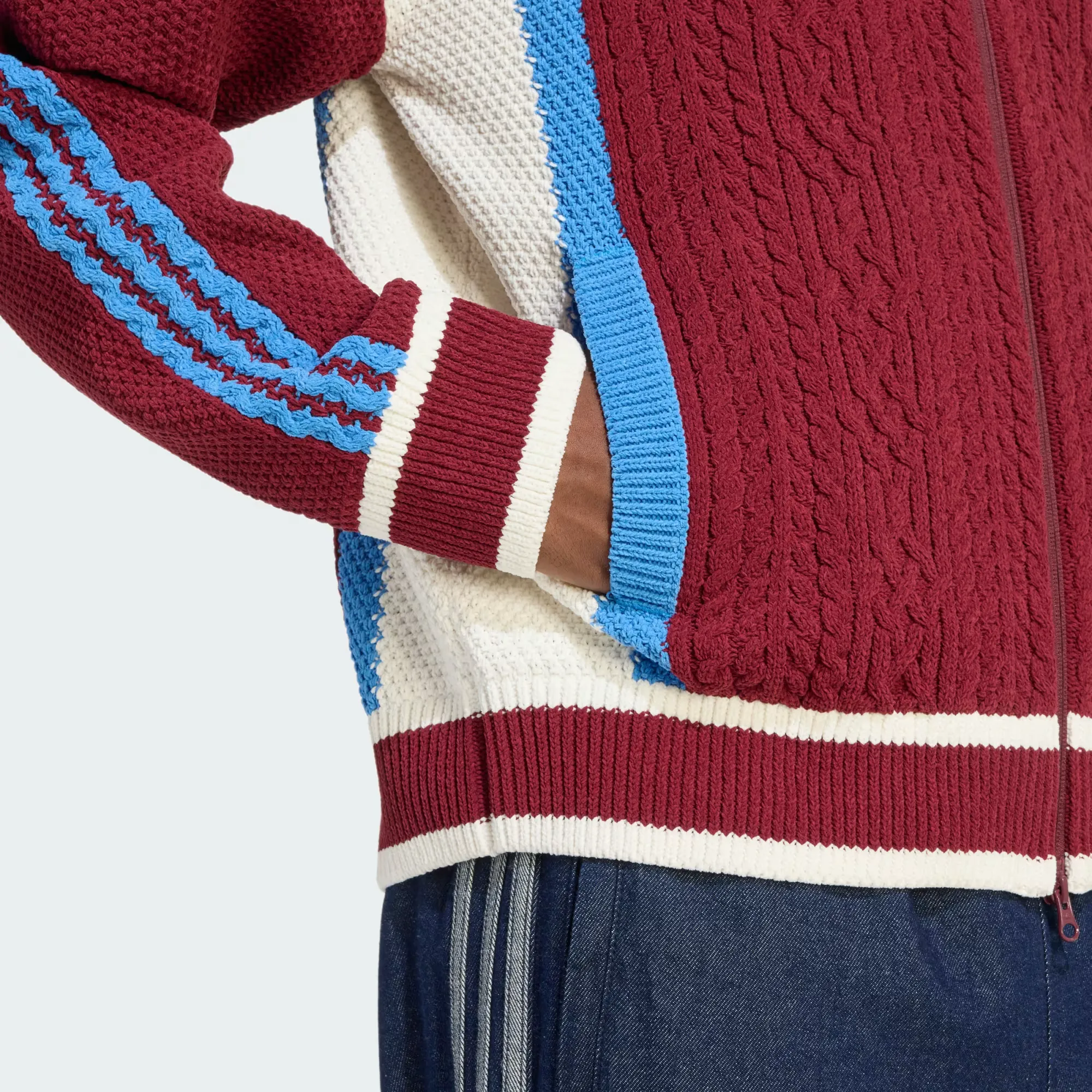 000000_adidas-Originals-Retro-Remix-Cable-Knit-Cardigan_Shadow-Red-Off-White-Ash-Blue_KR7633_img4