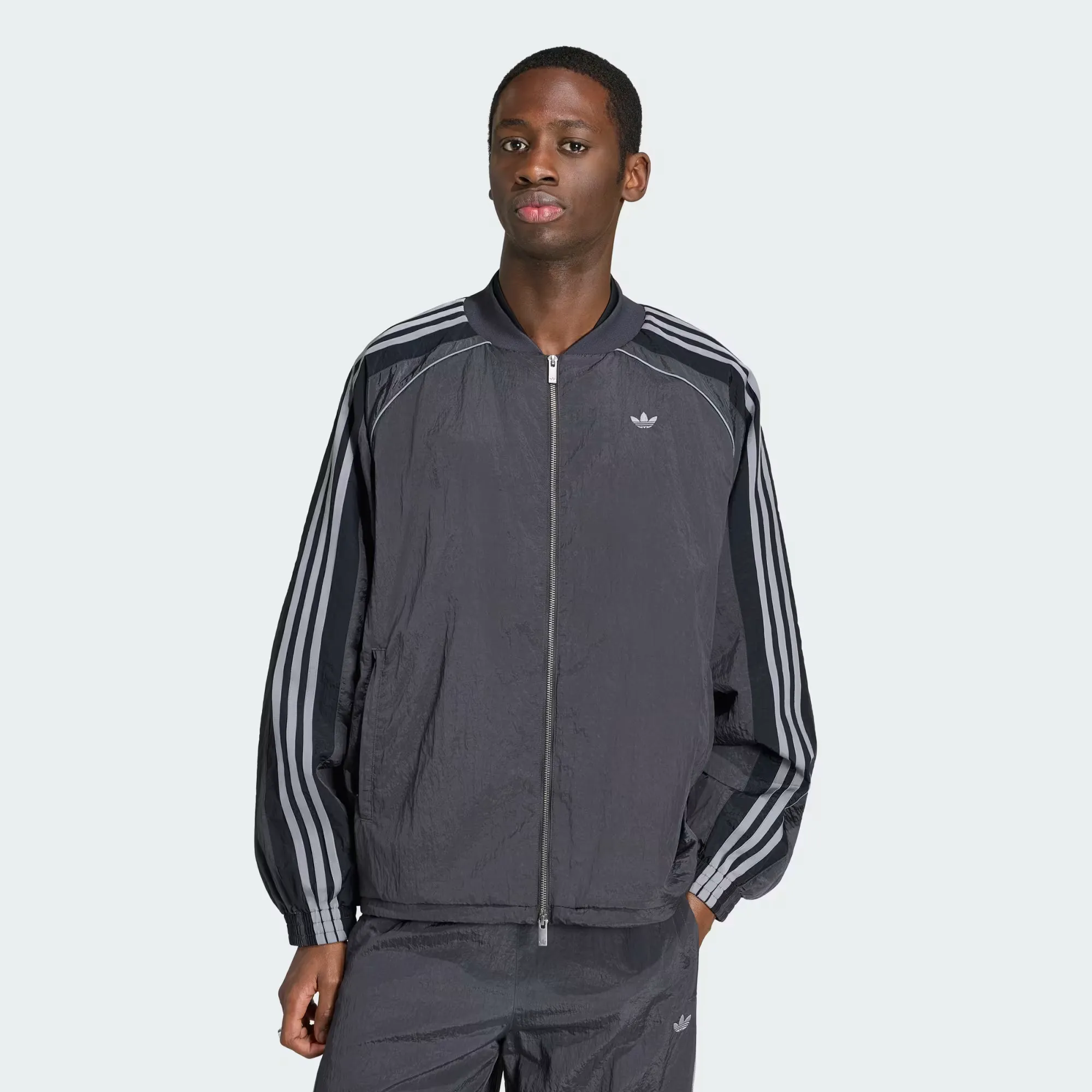000000_adidas-Adilenium-Season-5-Track-Jacket_Utility-Black_KX4831_img0