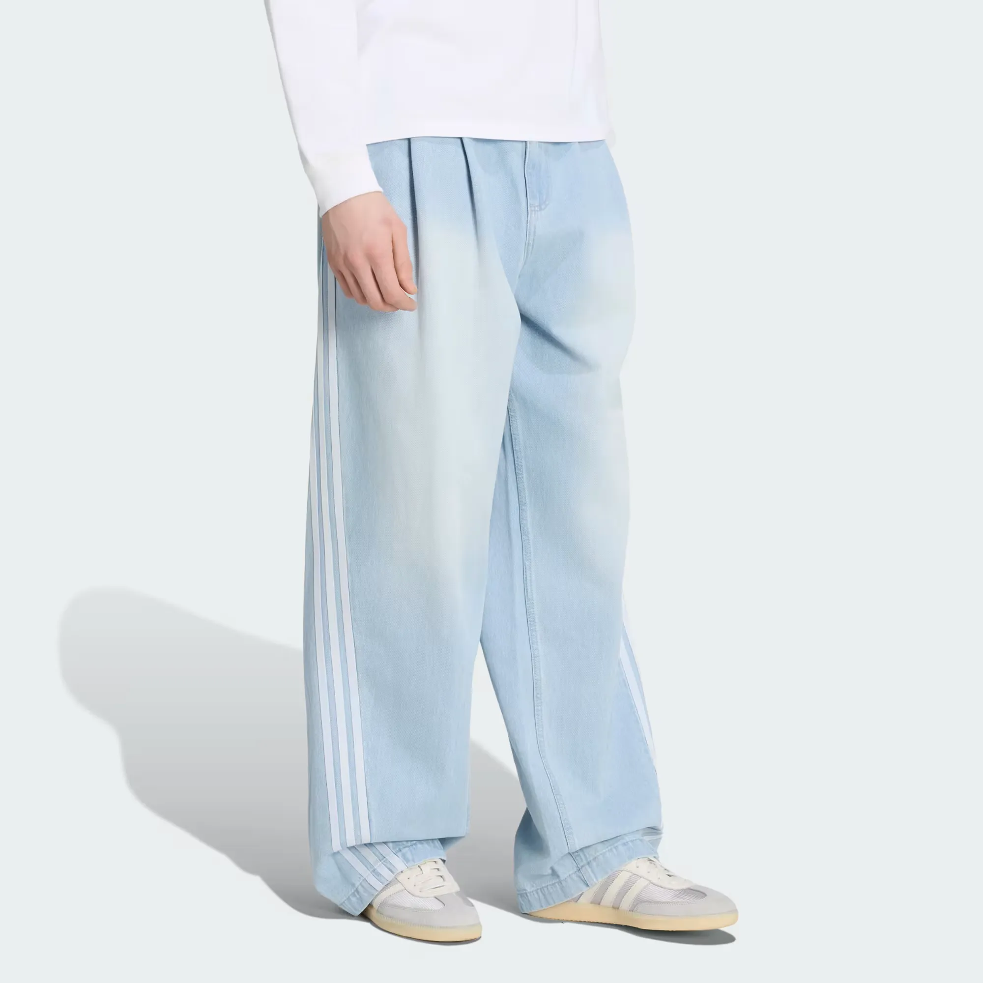 000000_adidas-Adilenium-Season-5-Denim-Jeans_Light-Blue_KX4822_img0