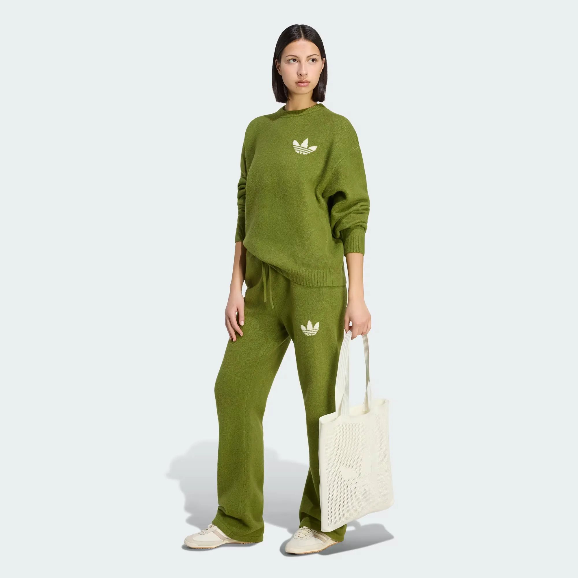 000000_adidas-Originals-Athletic-Dept-Knit-Pullover-WMNS_Tech-Olive_LD4475_img2