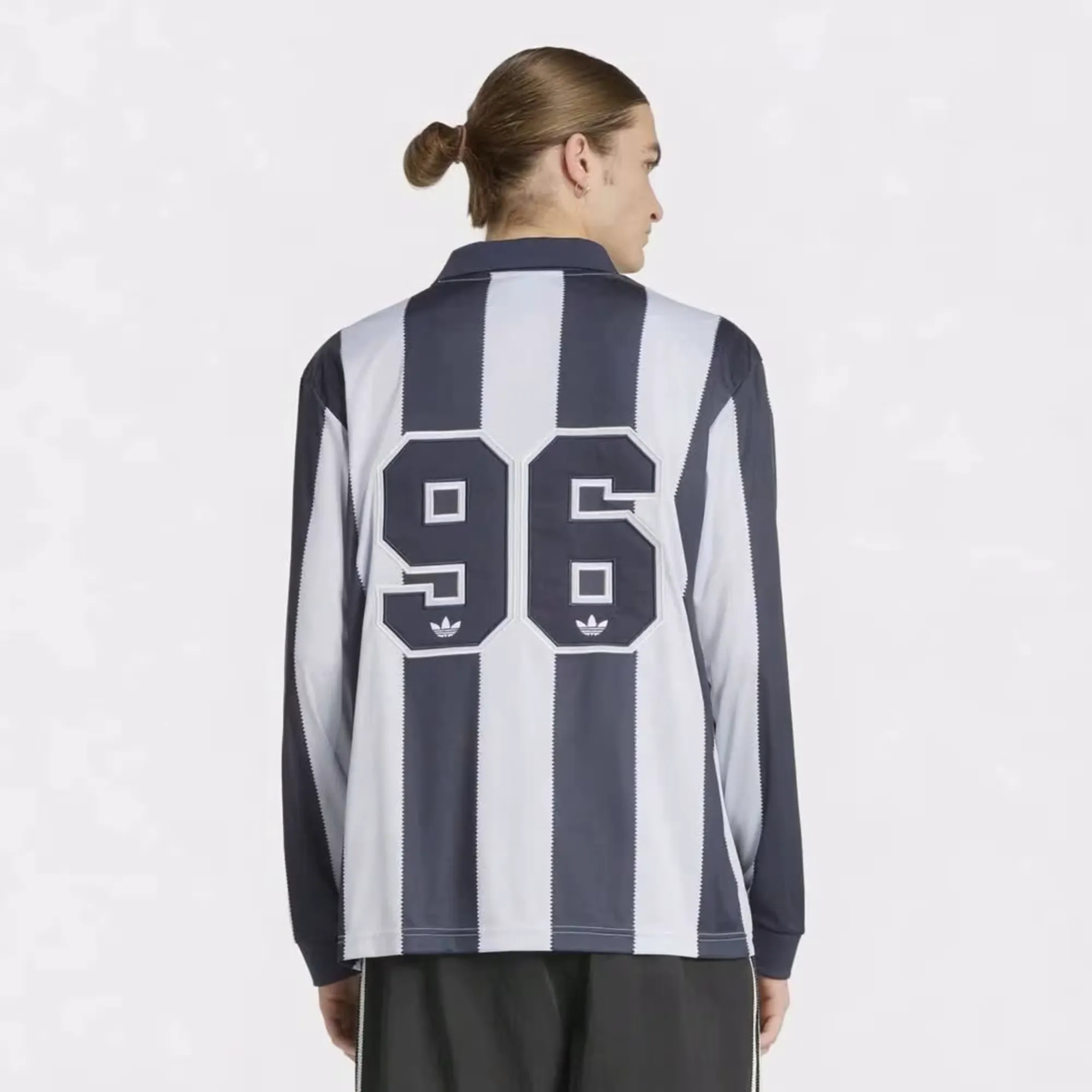 000000_adidas-Britcore-Jersey_Night-Indigo-Crystal-Sky_HZ3787_img6