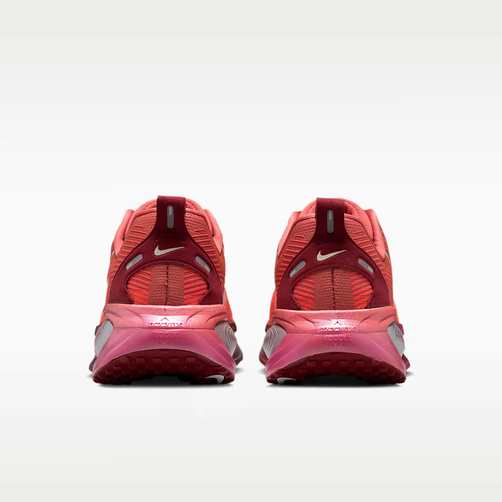 000000_Nike-Vomero-18-SE-WMNS_Light-Redwood_IO8250-800_img5