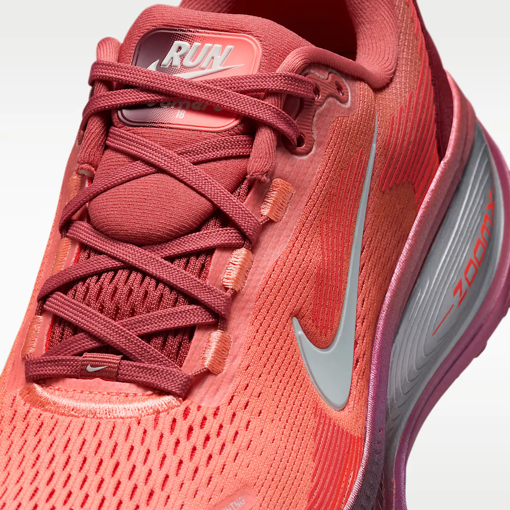 000000_Nike-Vomero-18-SE-WMNS_Light-Redwood_IO8250-800_img6