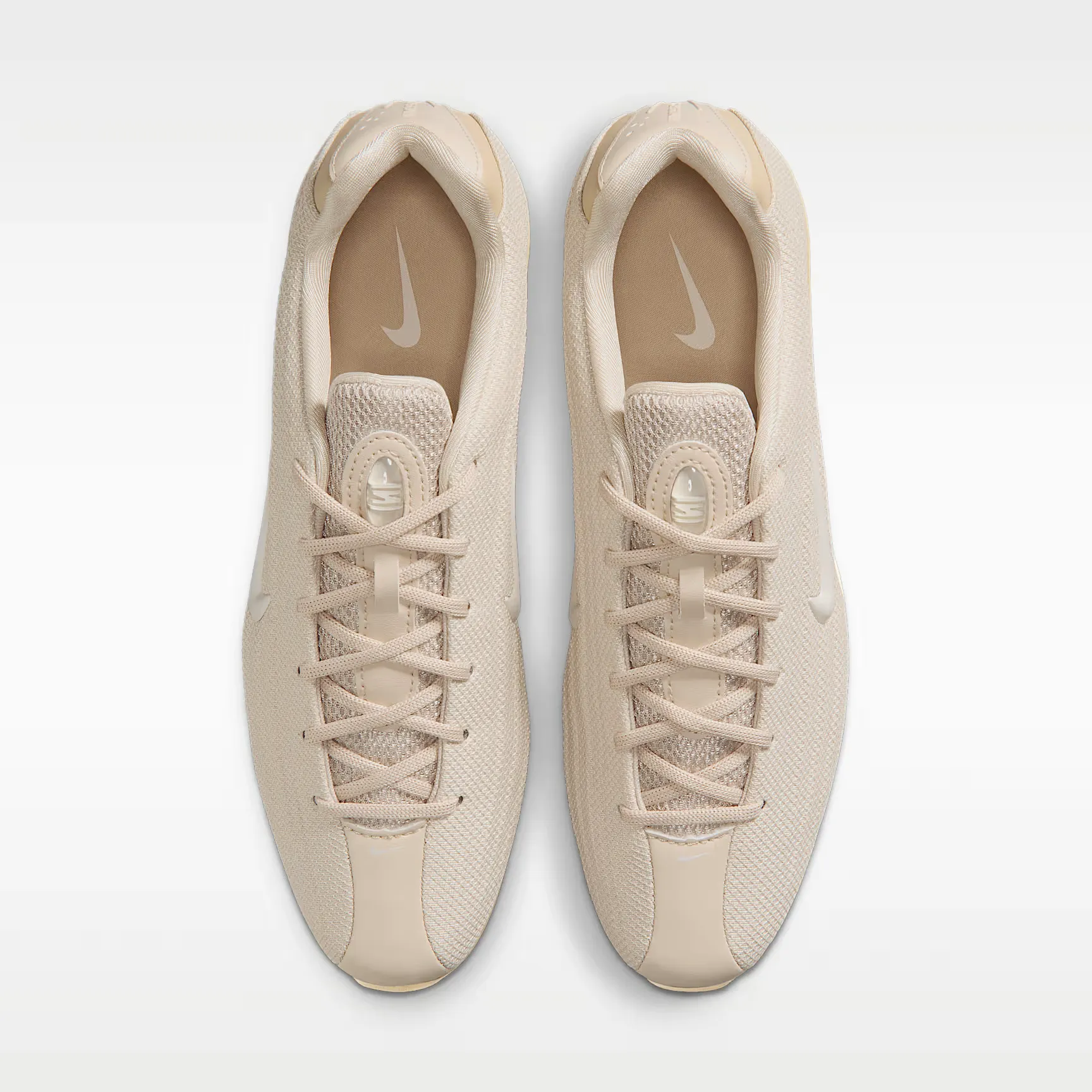 000000_Nike-Shox-Z-WMNS_Oatmeal-Linen-Phantom_HQ7540-102_img3