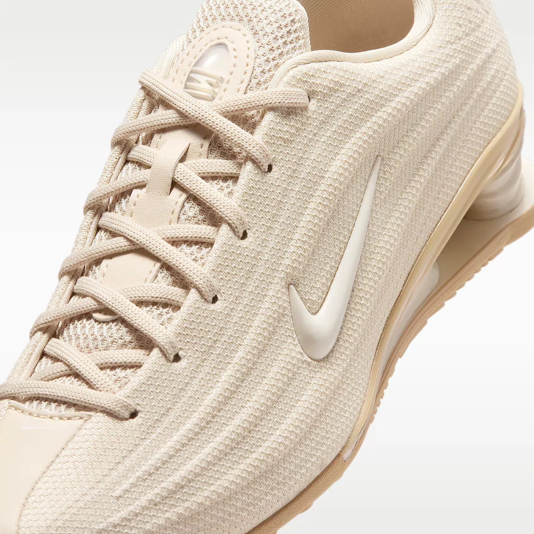 000000_Nike-Shox-Z-WMNS_Oatmeal-Linen-Phantom_HQ7540-102_img6