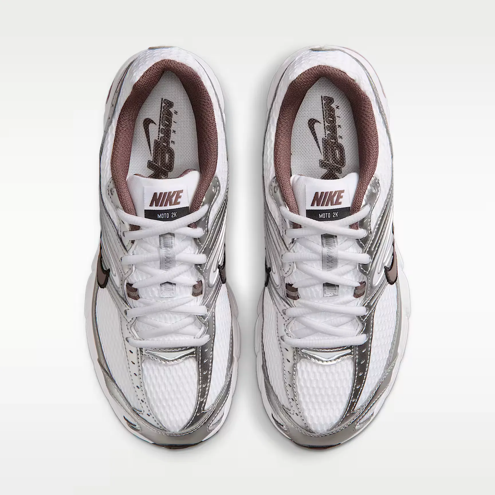 000000_Nike-Air-Max-Moto-2K-WMNS_White-Metallic-Silver-Tattoo_HQ2056-109_img3