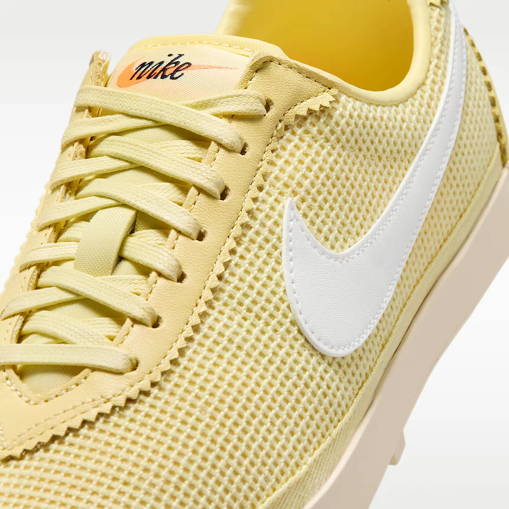 000000_Nike-Astrograbber-Textile-WMNS_Soft-Yellow-Muslin_II1248-700_img6