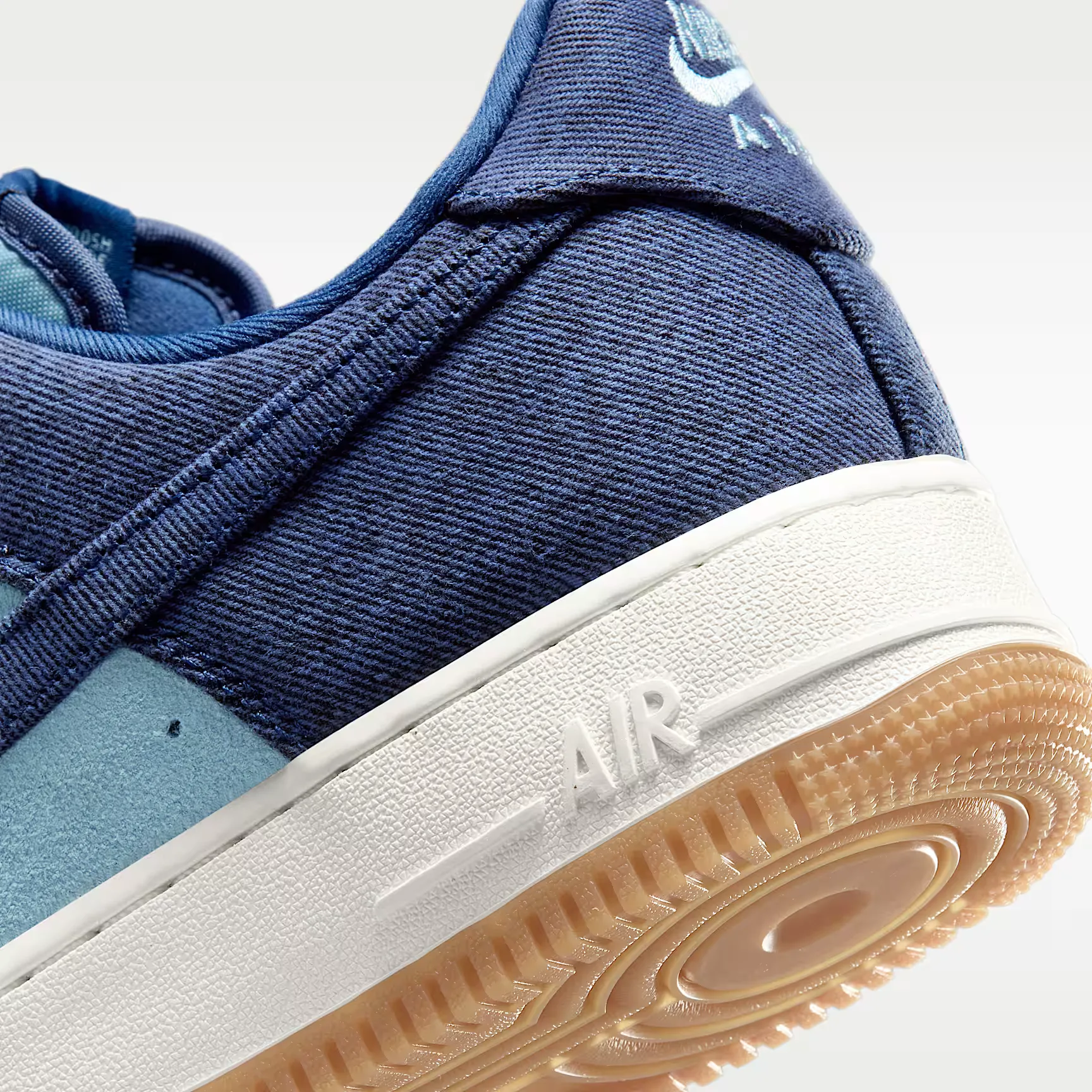 000000_Nike-Air-Force-1-'07-LV8_Denim_IR0951-400_img7