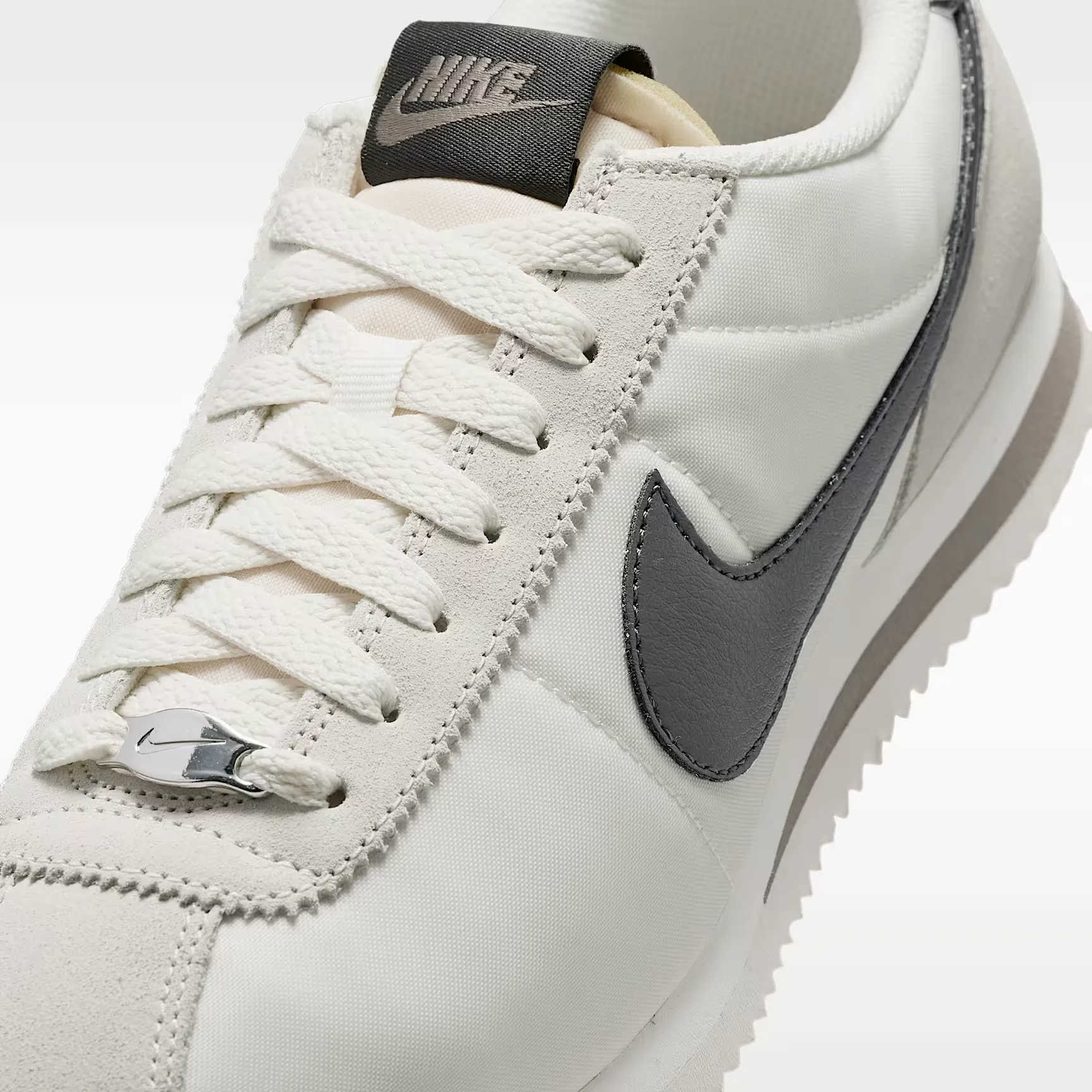 000000_Nike-Cortez-WMNS_Phantom_IU7556-030_img6