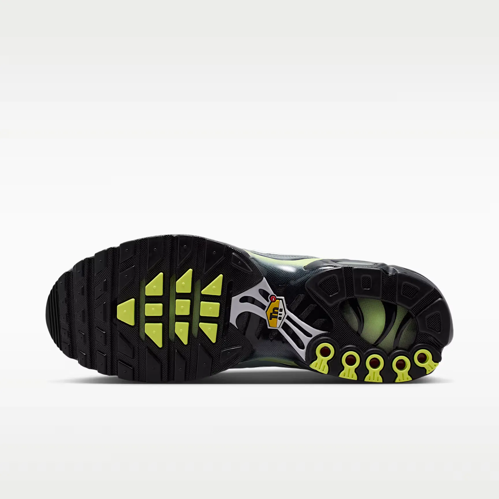 000000_Nike-Air-Max-Plus_Light-Liquid-Lime_IR1999-065_img1