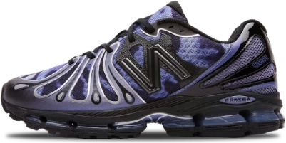 drops/20053/picture/joe-freshgoods-new-balance-1890-naughty-things-purple-u18908jy_4w4yNg-2000x2000.webp