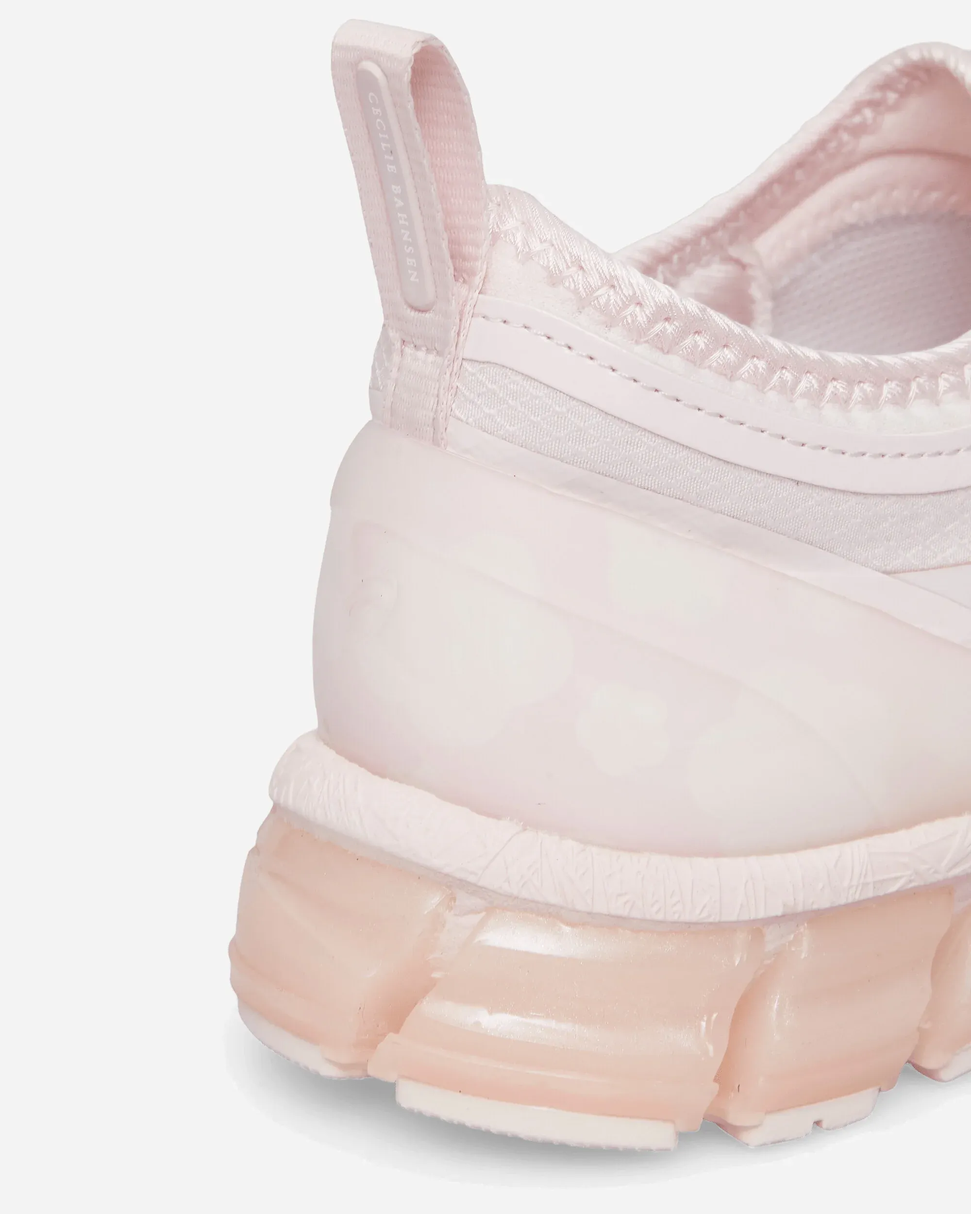 000000_Cecilie-Bahnsen-x-ASICS-Gel-Quantum-360-I_Sakuragai_1203A813-701_img6