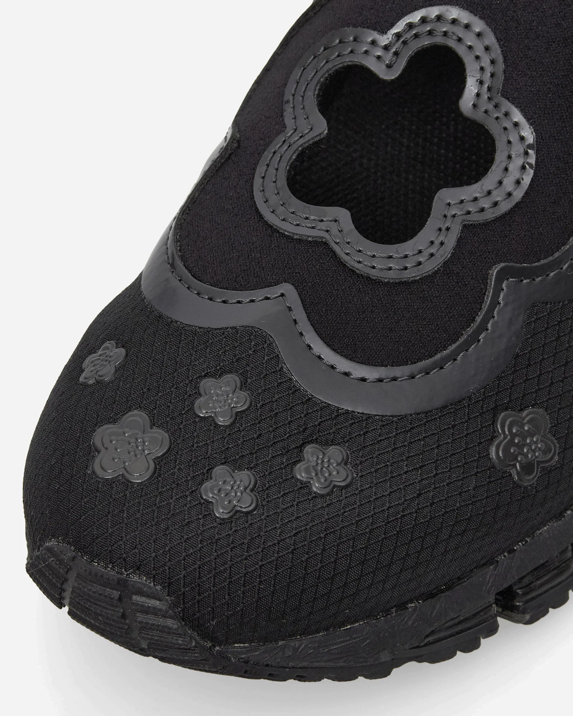 000000_Cecilie-Bahnsen-x-Asics-Gel-Quantum-360-I_Black-Black_1203A813-001_img6