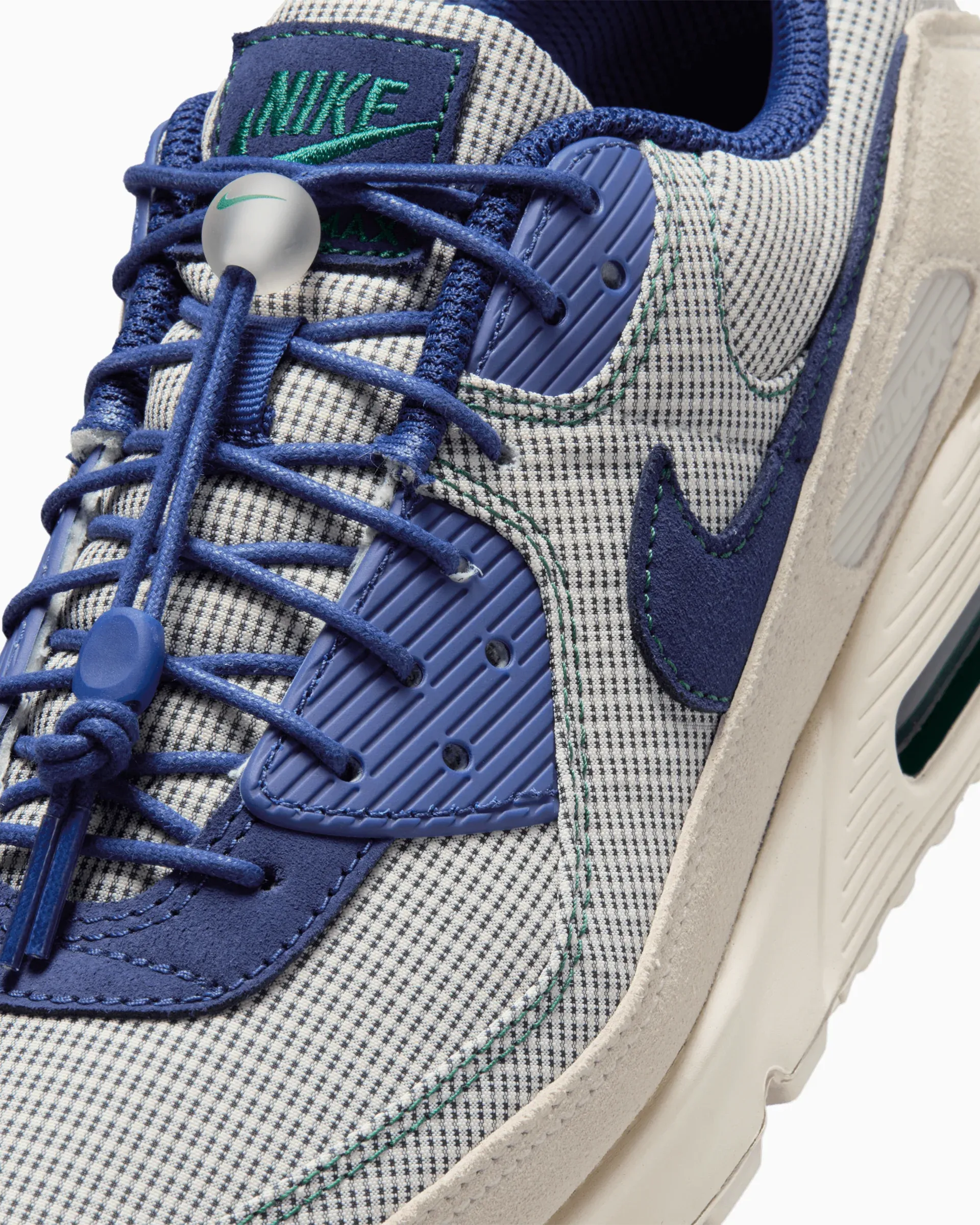 000000_Nike-Air-Max-90-QS_Coconut-Milk-Deep-Royal_IR1950-100_img1