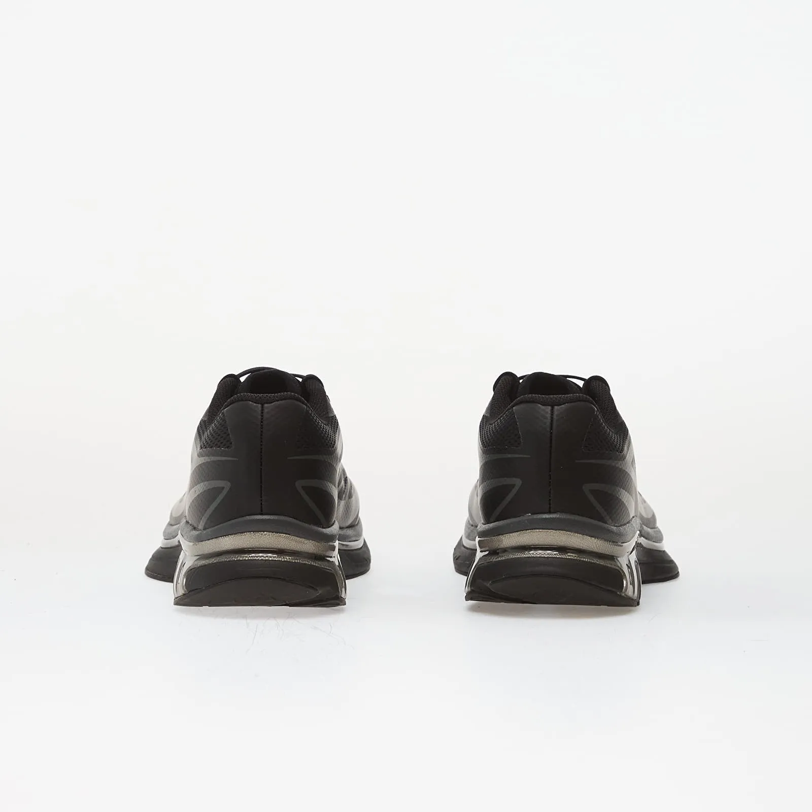 000000_MM6-Maison-Margiela-x-Salomon-Sneakers_Black-Black-Asphalt_S59WS0243P6303HB422_img4
