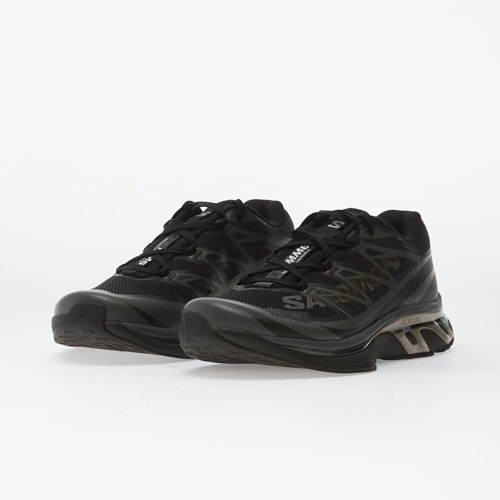 000000_MM6-Maison-Margiela-x-Salomon-Sneakers_Black-Black-Asphalt_S59WS0243P6303HB422_img5