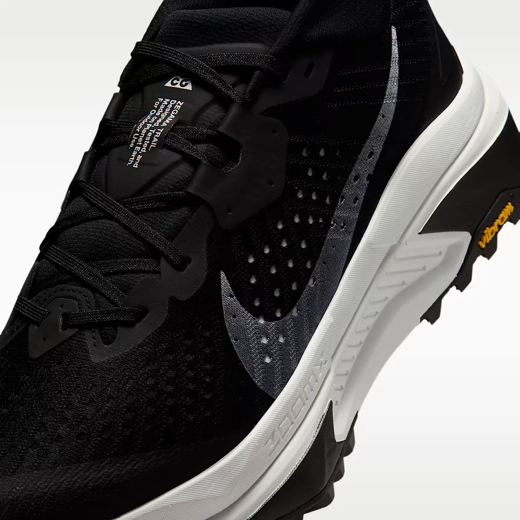 000000_Nike-ACG-Zegama_Black-Safety-Orange_HV8113-001_img6