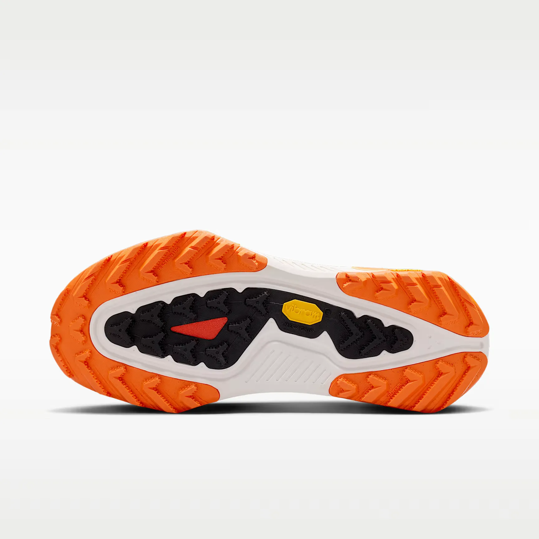 000000_Nike-ACG-Zegama-WMNS_Summit-White-Orange_HV8115-103_img2