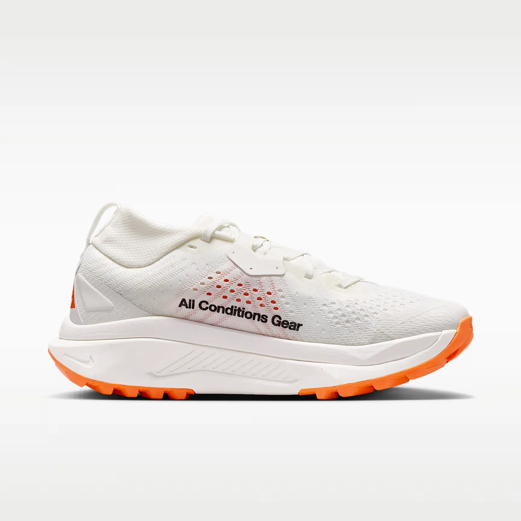 000000_Nike-ACG-Zegama-WMNS_Summit-White-Orange_HV8115-103_img3