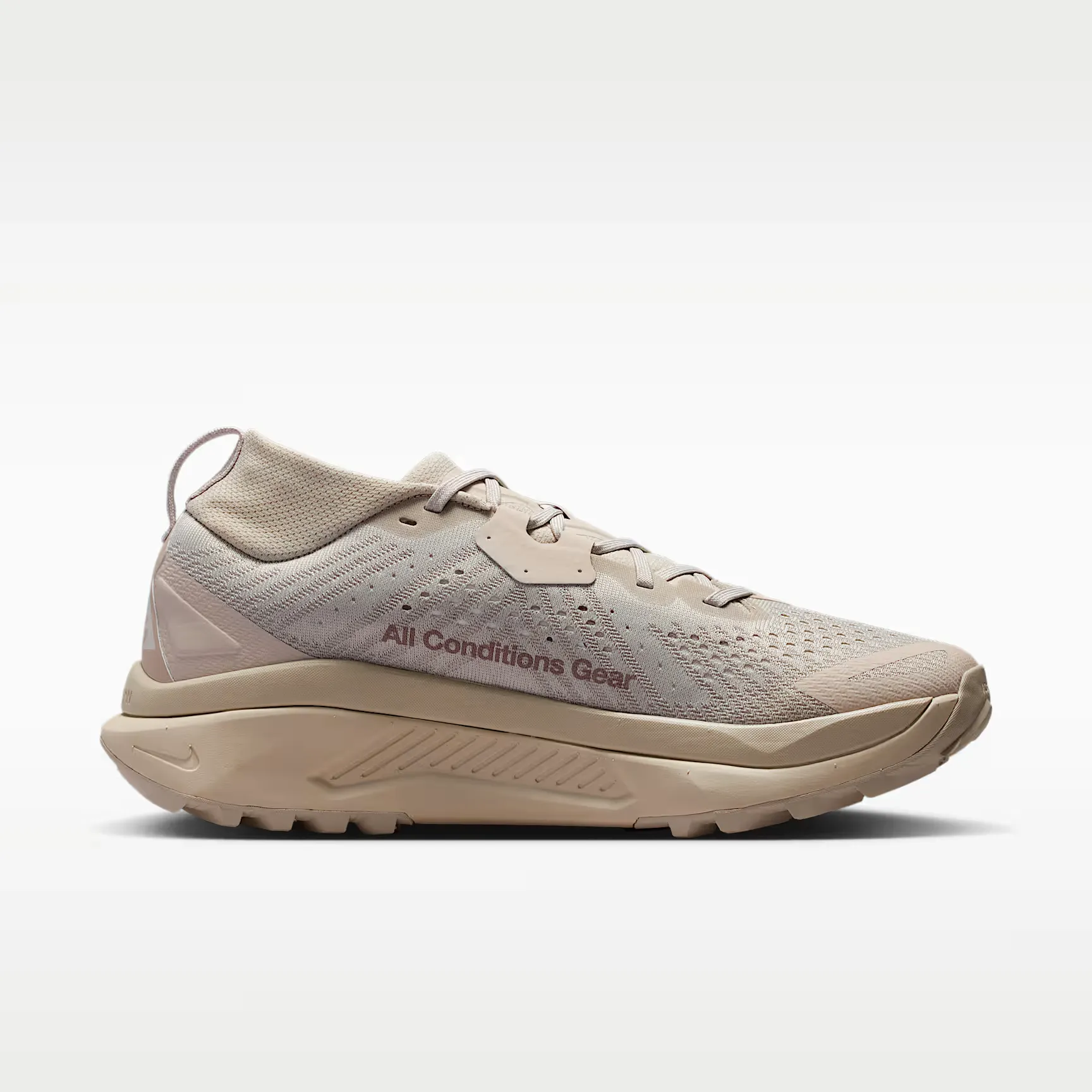 000000_Nike-ACG-Zegama_Cream-II-Safety-Orange_HV8113-200_img1