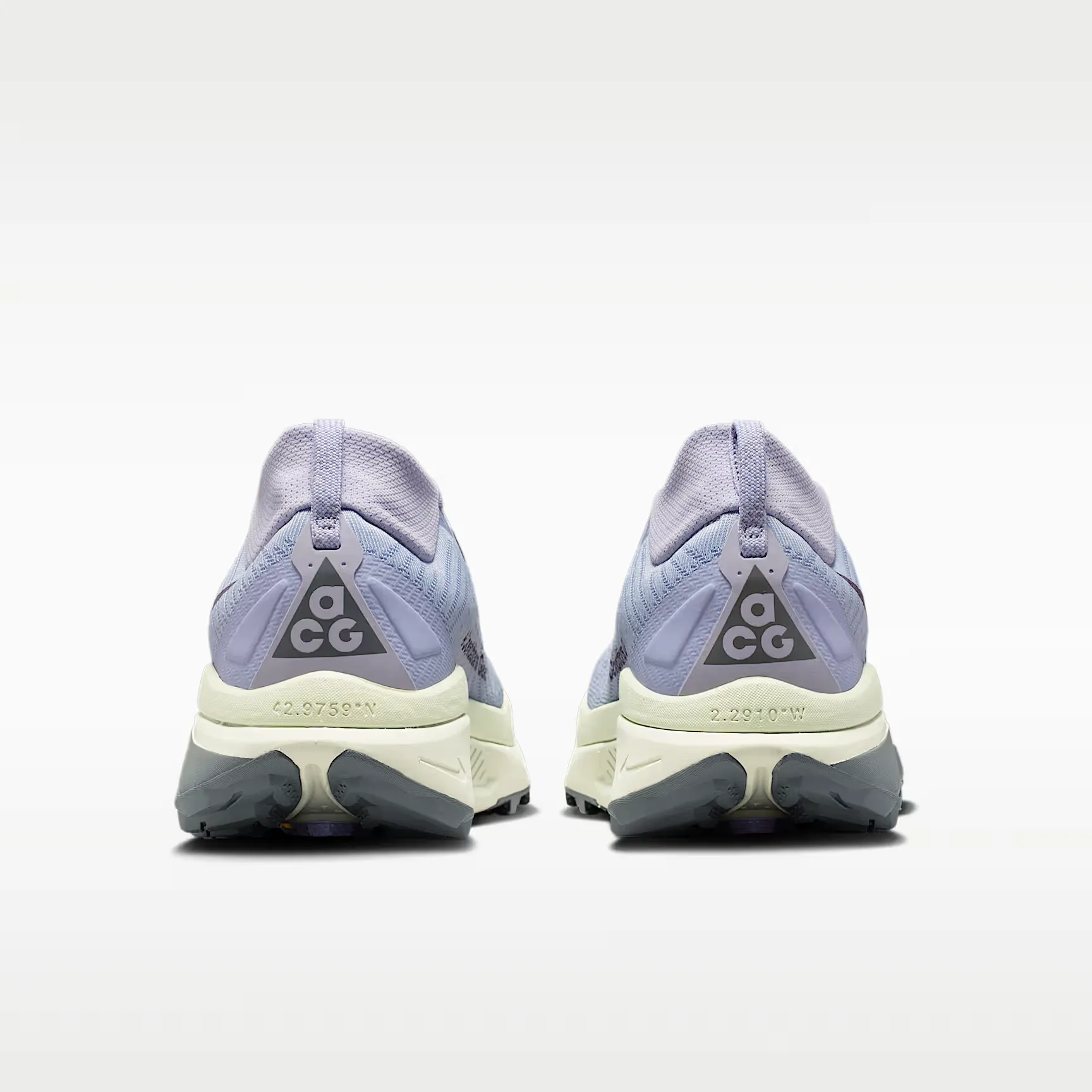 000000_Nike-ACG-Zegama-WMNS_Ghost-Cement-Grey-Sea-Glass_HV8115-003_img5