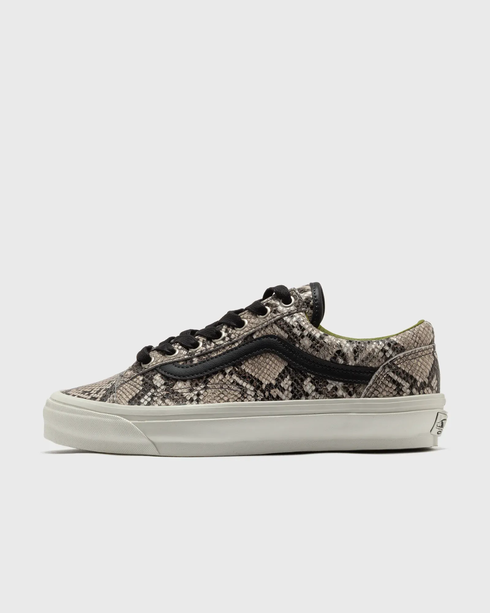 000000_Vans-LX-Old-Skool-36-WMNS_Silver-Python_VN000EHDSLV1_img0