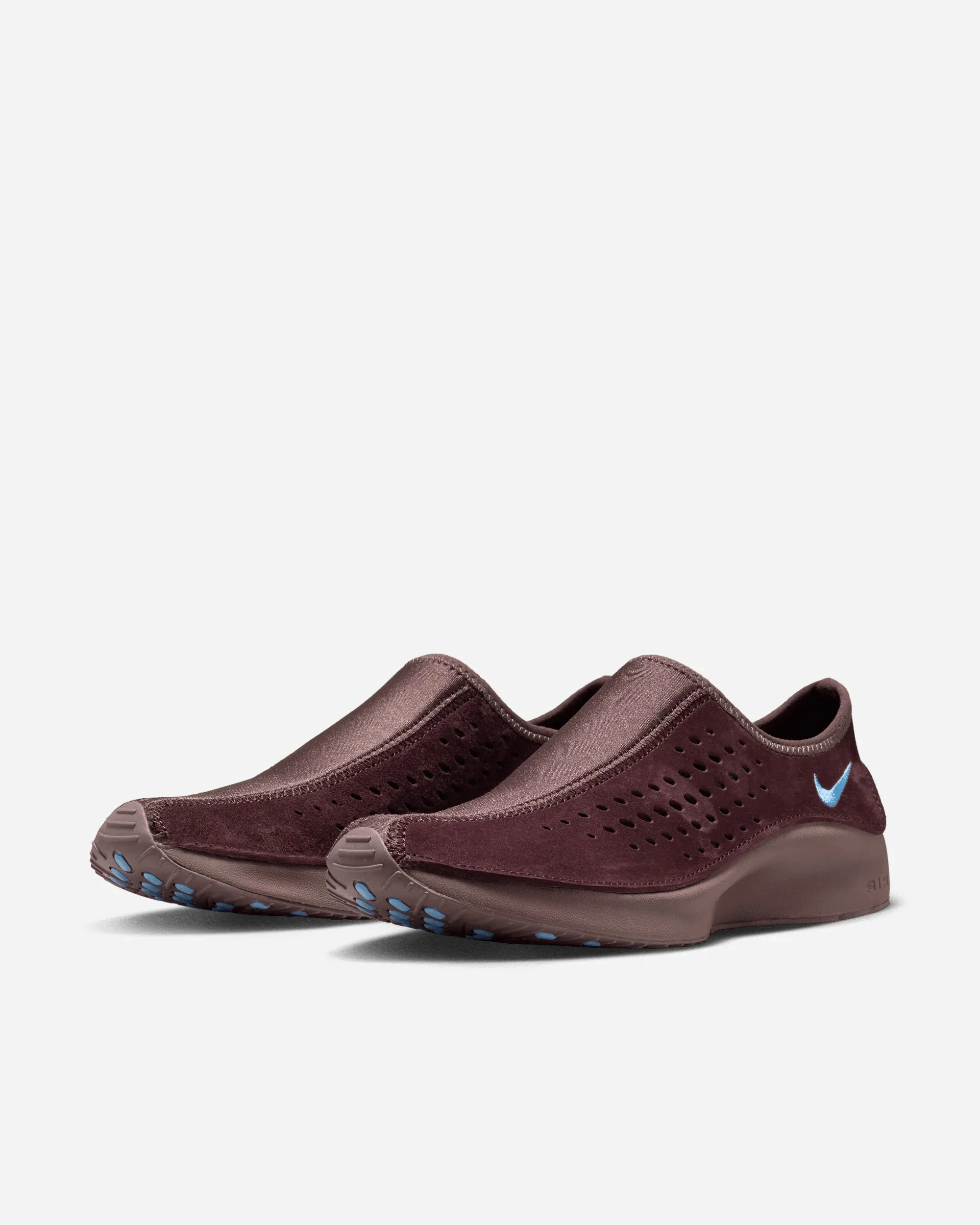 000000_Nike-Air-Superfly-Moc_Burgundy-Crush_HV8628-600_img1