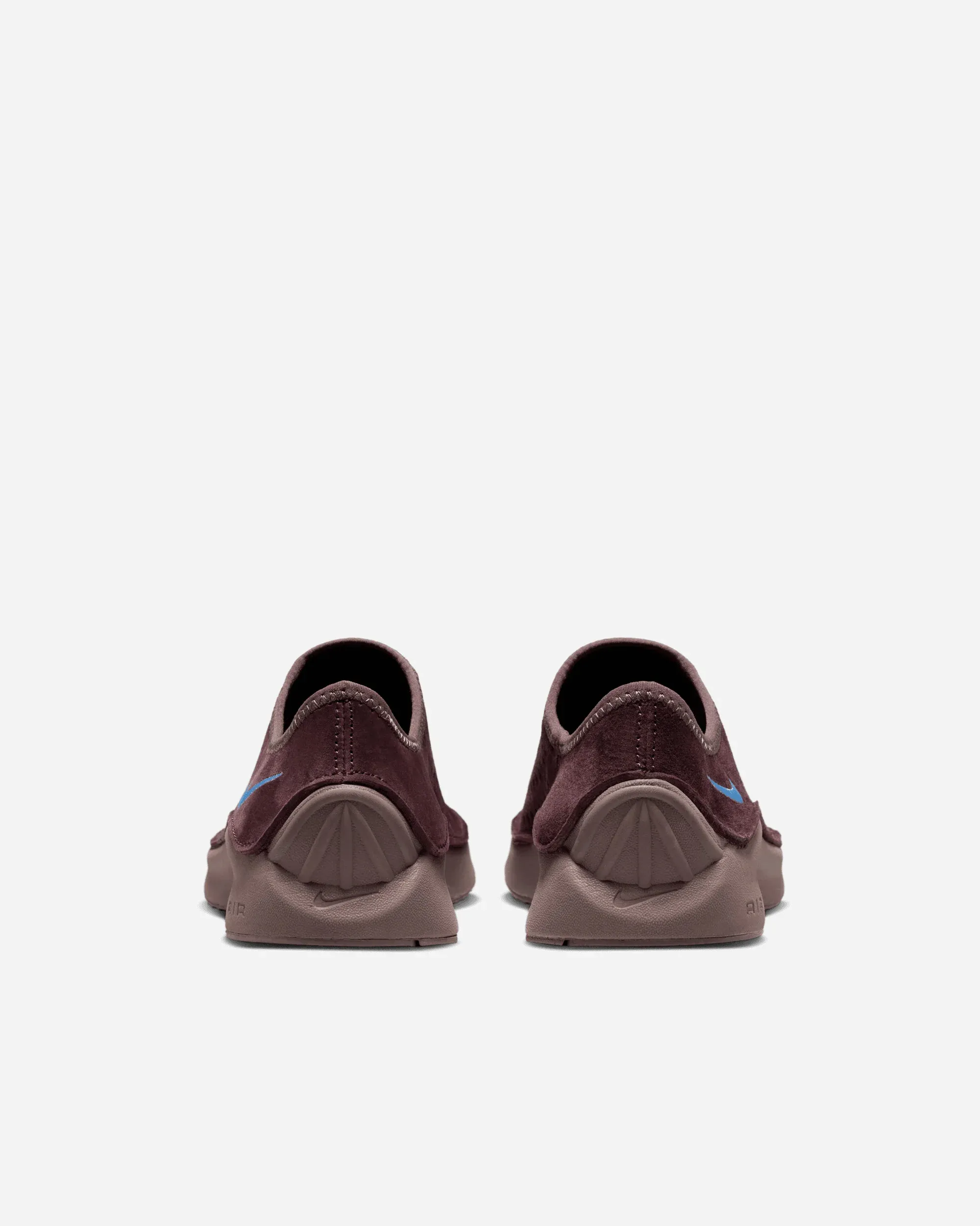 000000_Nike-Air-Superfly-Moc_Burgundy-Crush_HV8628-600_img2