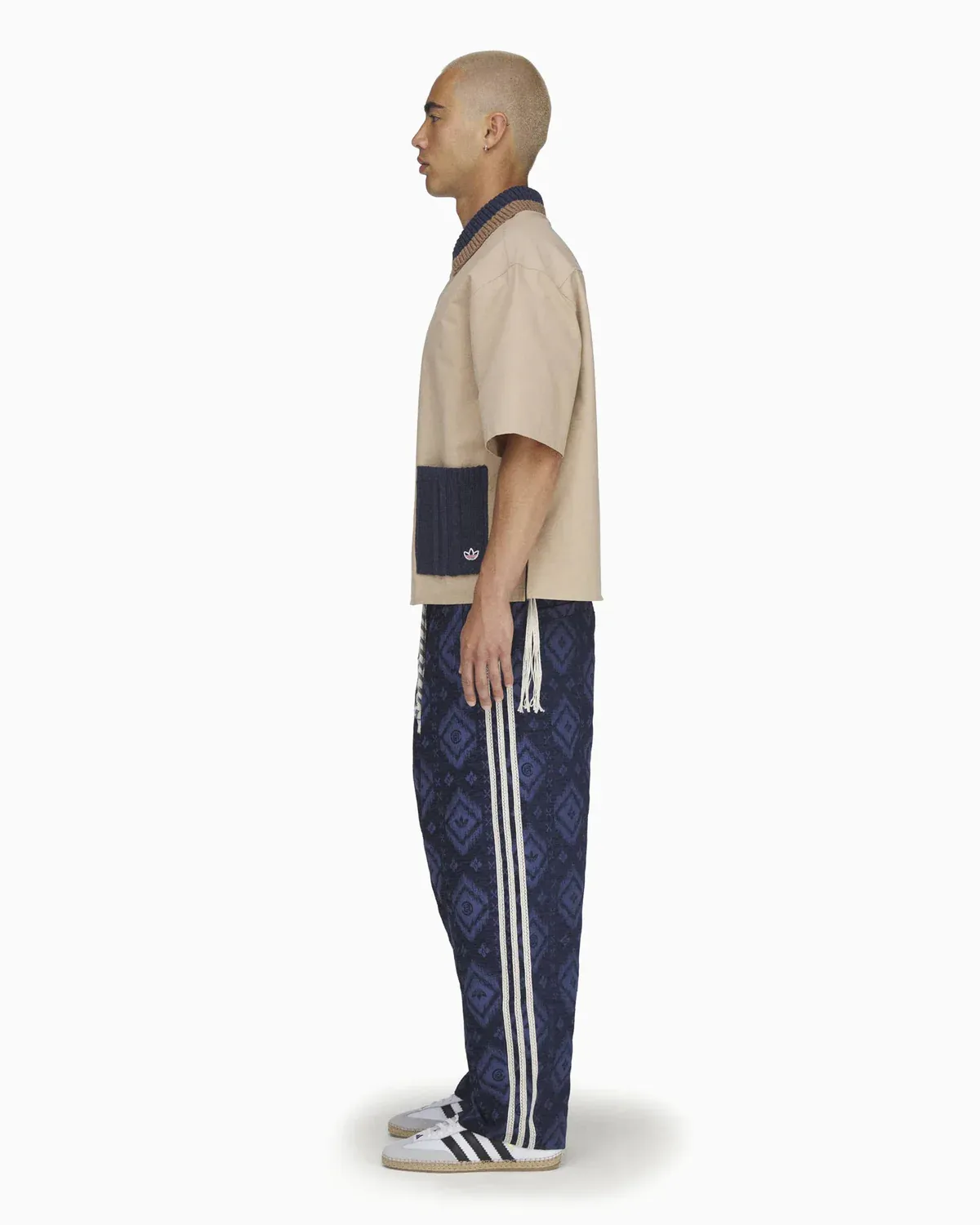 000000_adidas-Originals-x-CLOT-Guayabera-Half-Sleeved-Boxy-Shirt_Beige-Blue_KE7065_img4