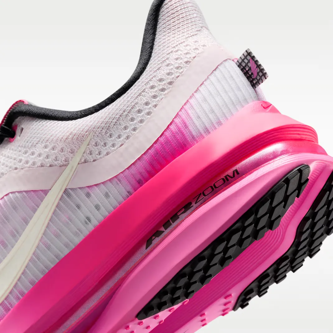 Nike-Pegasus-Premium-WMNS_Pearl-Pink-Summit-White_IR1811-664_img7