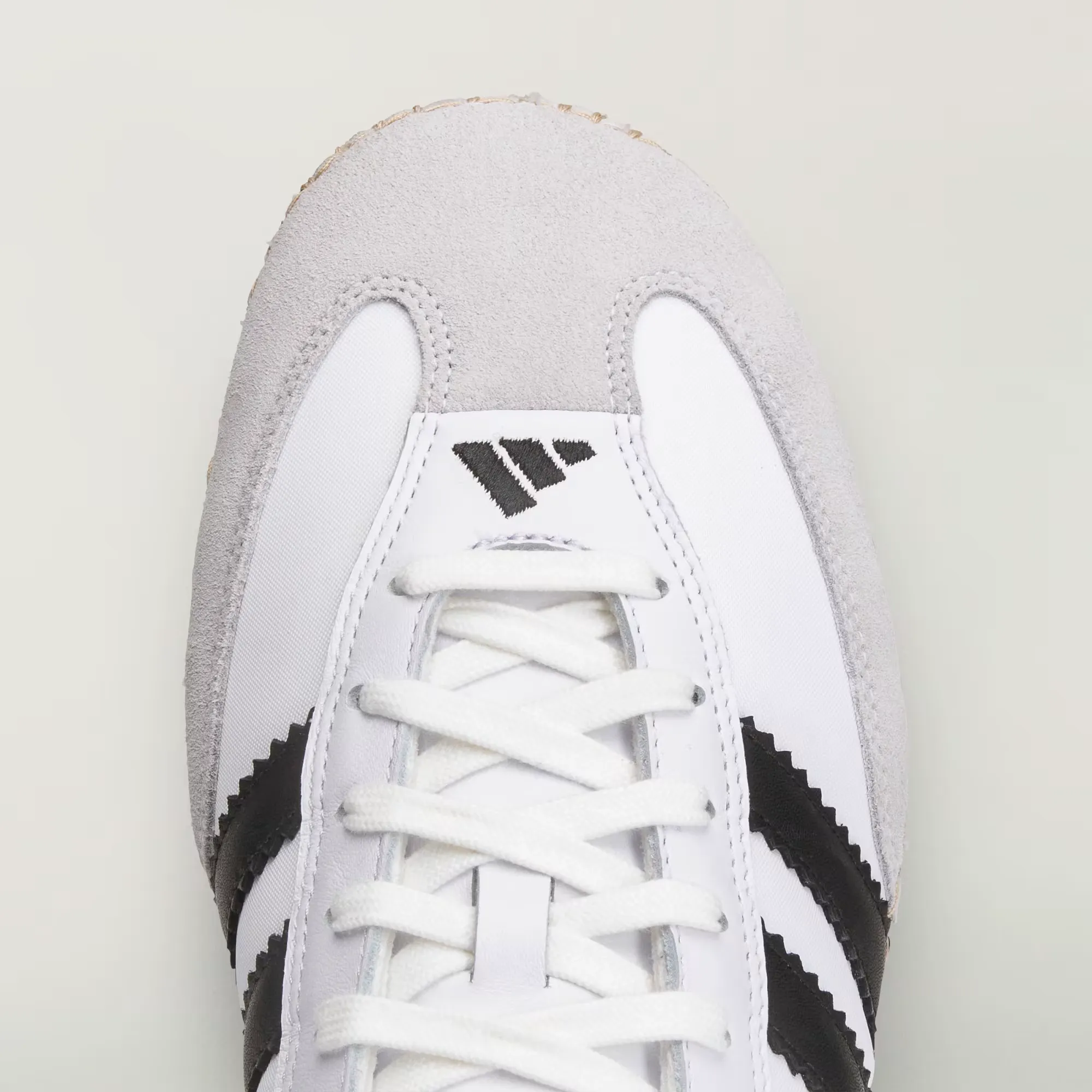 000000_CLOT-x-adidas-Samba-Espadrille_White-Black_KJ0274_img9