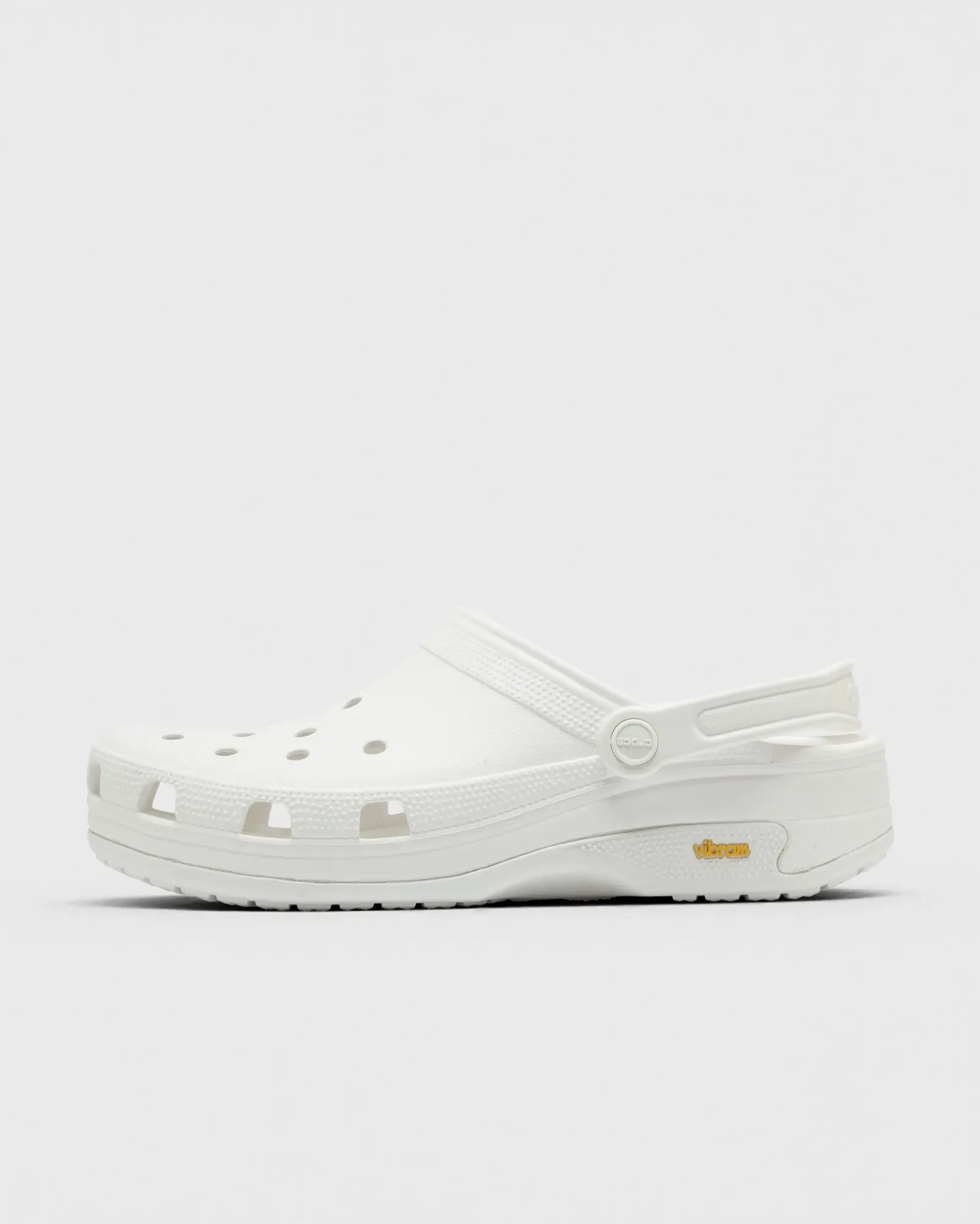000000_Crocs-Classic-EXP_White_212793-100_img0