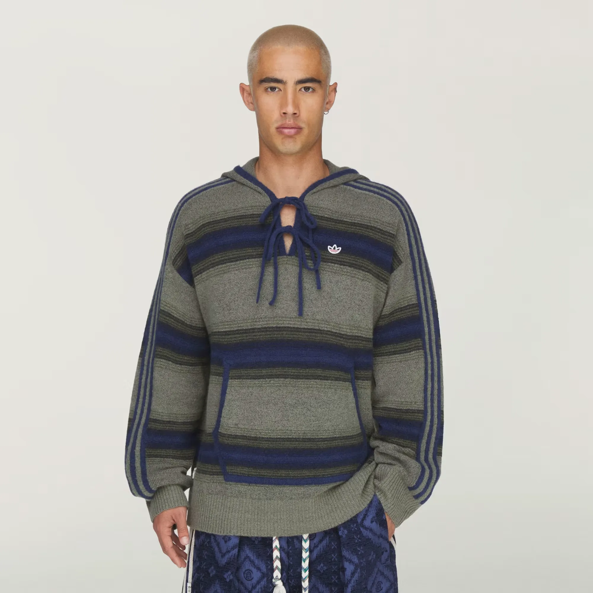 000000_CLOT-x-adidas-Baja-Hoodie_Trace-Khaki-Tech-Indigo_KE7064_img1