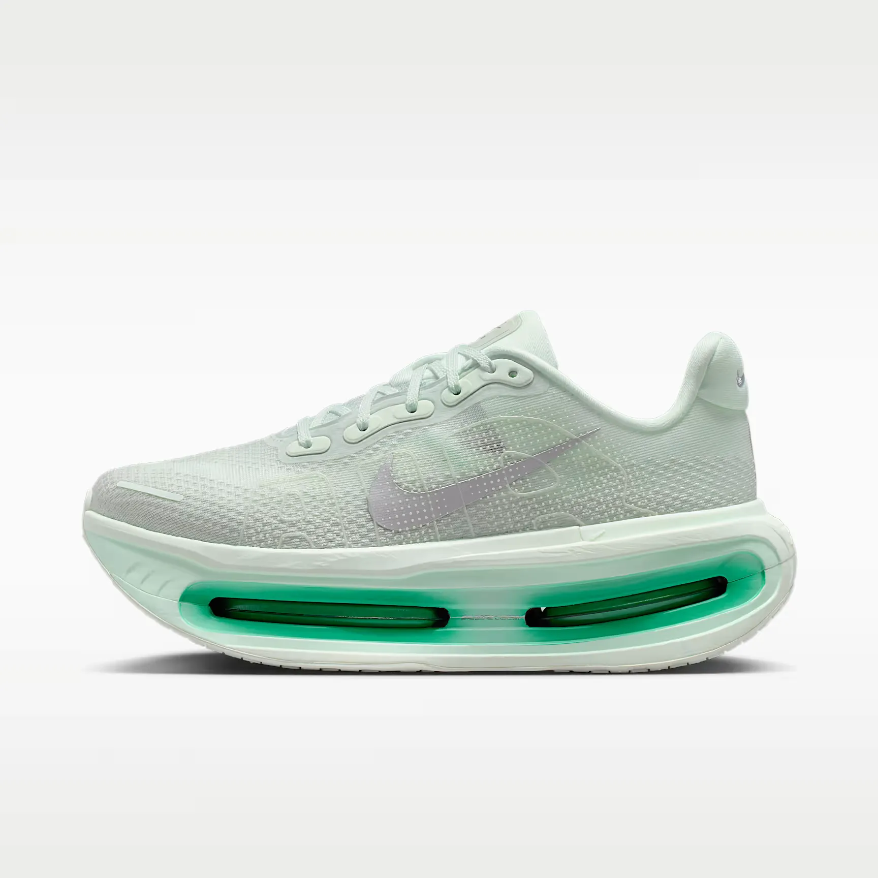 000000_Nike-Vomero-Premium-WMNS_Barely-Green_HM5973-300_img0